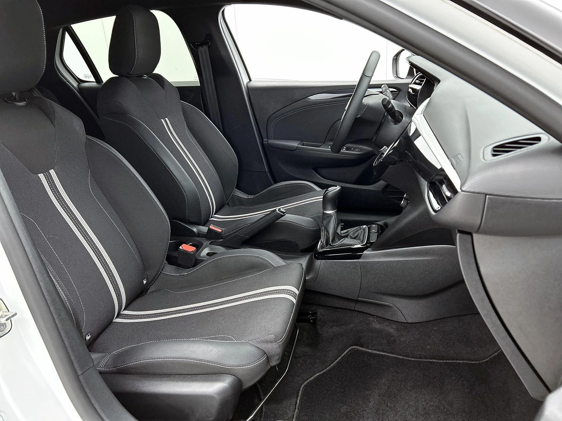 Opel-Corsa-image-36