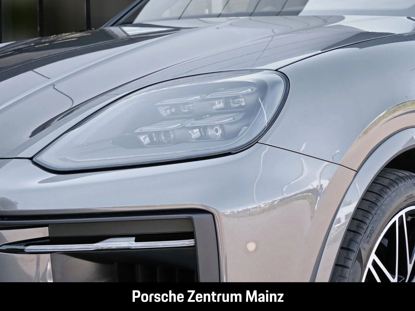 Porsche-Cayenne-image-11