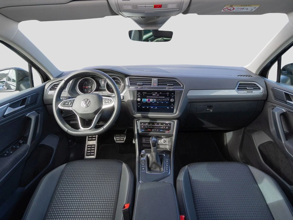 Volkswagen Tiguan 2.0 TDI DSG Active Navi, AHK, ZGV