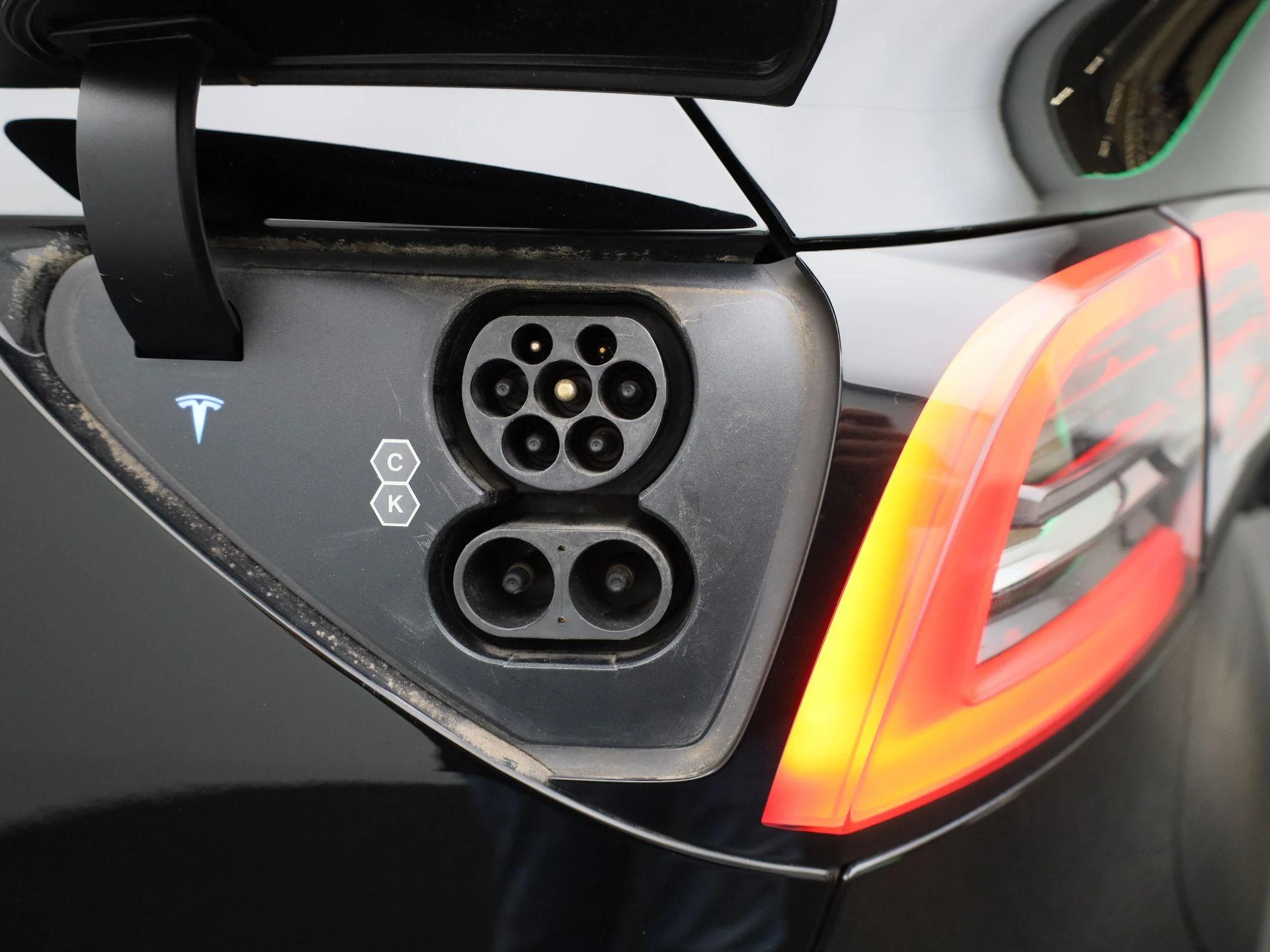 Tesla-Model Y-image-13