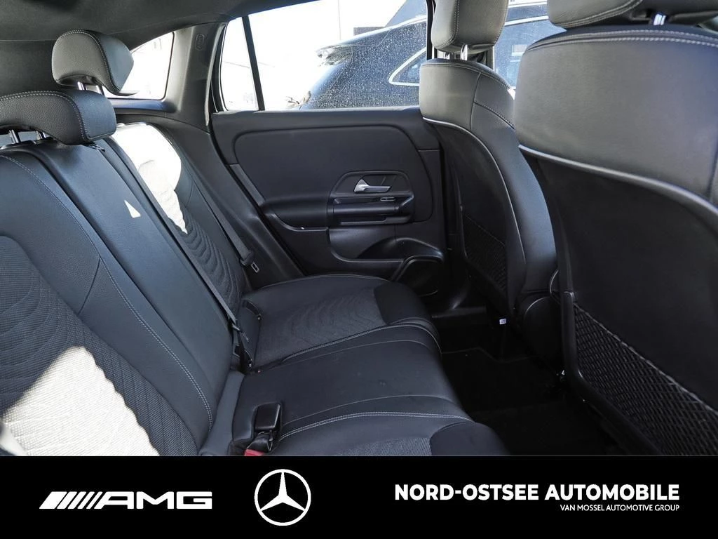 Mercedes-Benz GLA 200 ADVANCED SHZ LHZ KAMERA LED NAVI DCTH247 GLA 200 ADVANCED SHZ LHZ KAMERA LED NAVI DCT