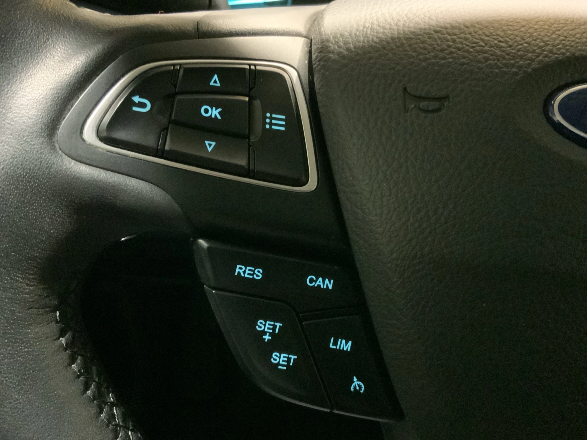Ford-EcoSport-image-18