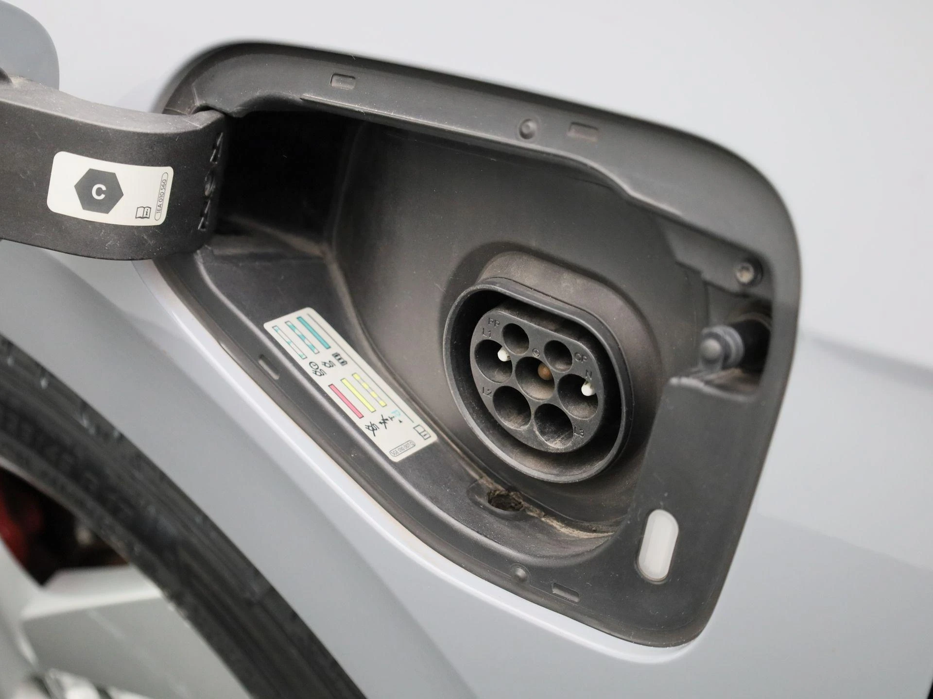 Volkswagen-Golf-image-14