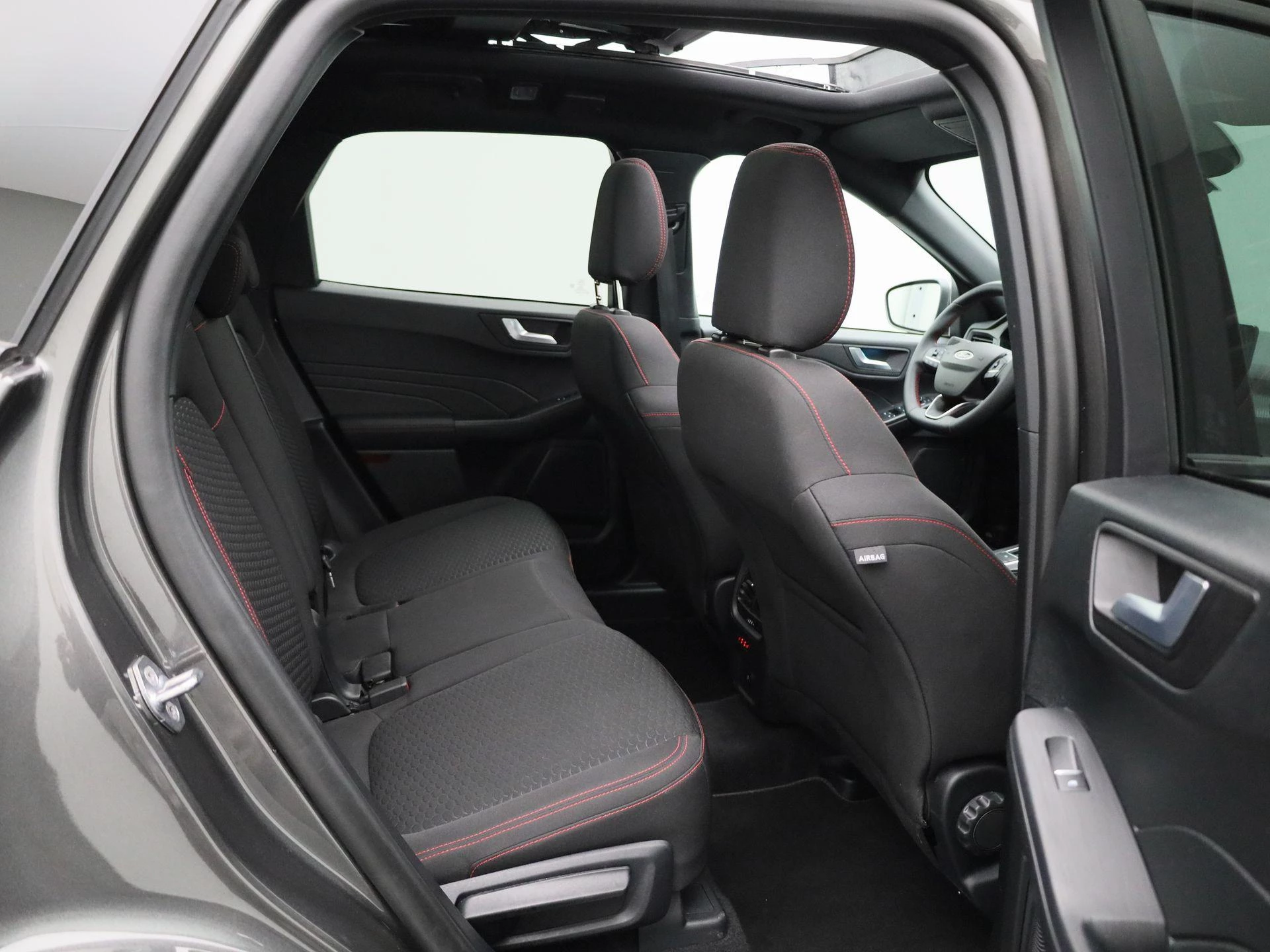 Ford-Kuga-image-36