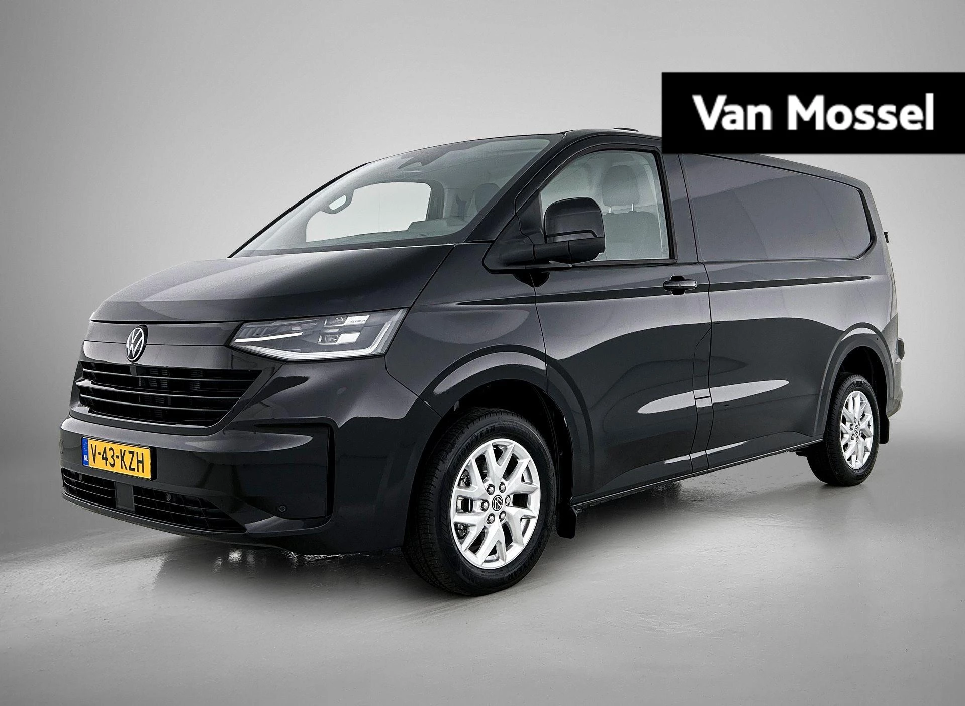Volkswagen-Transporter-image-0