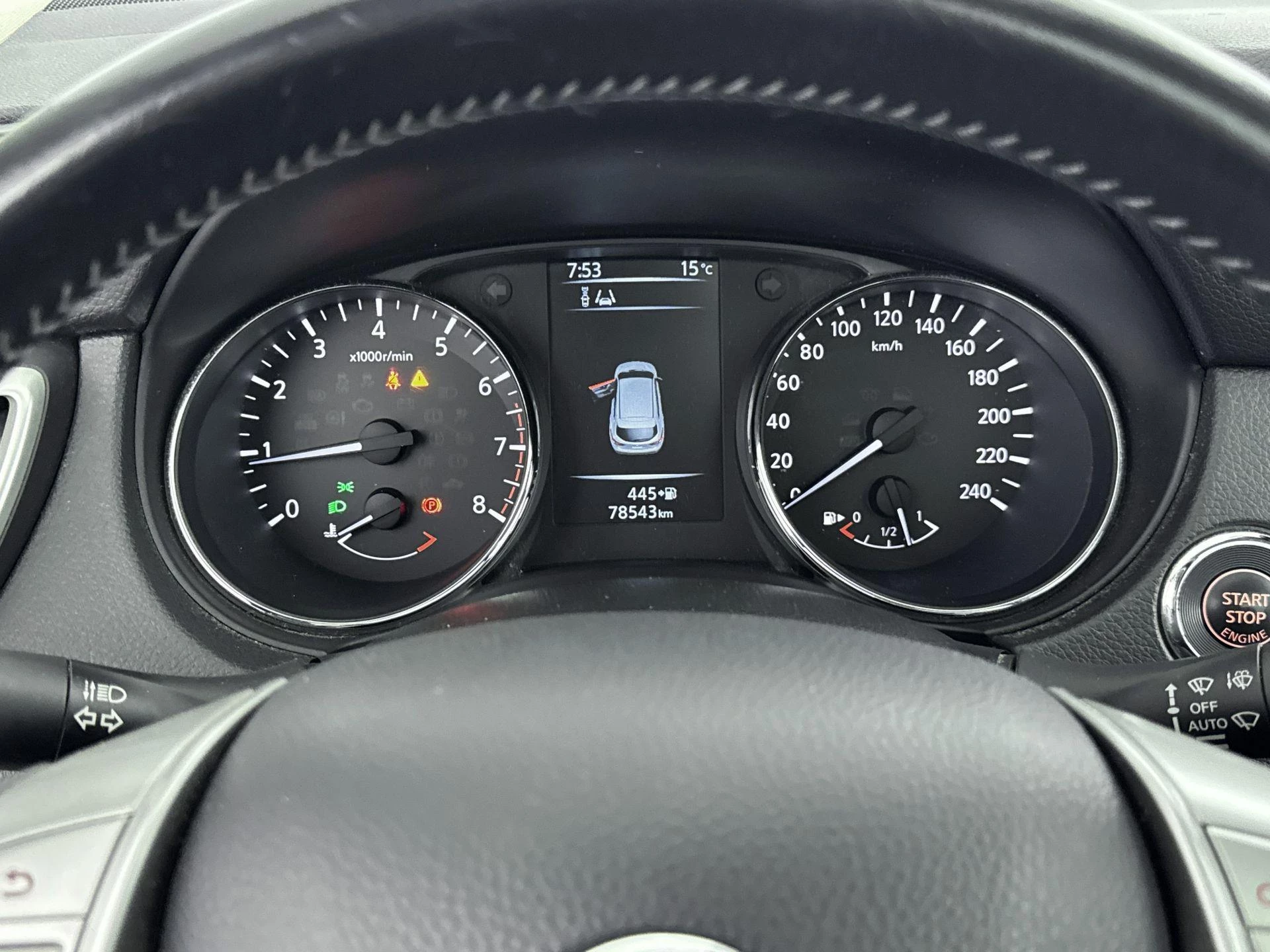 Nissan-QASHQAI-image-8
