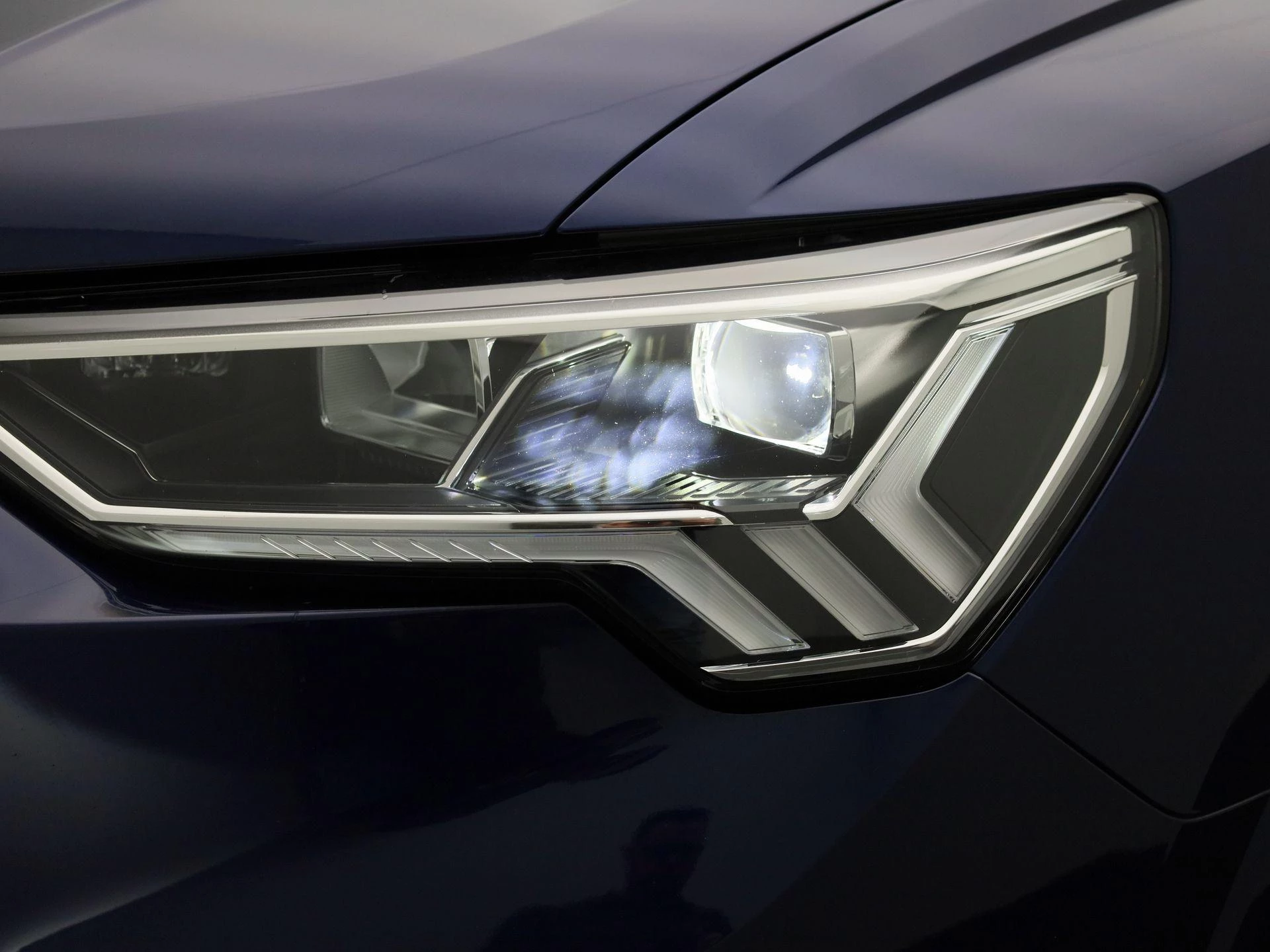 Audi-Q3-image-13