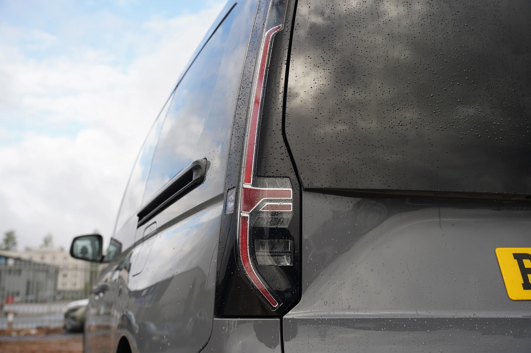 Volkswagen-Caddy-image-34