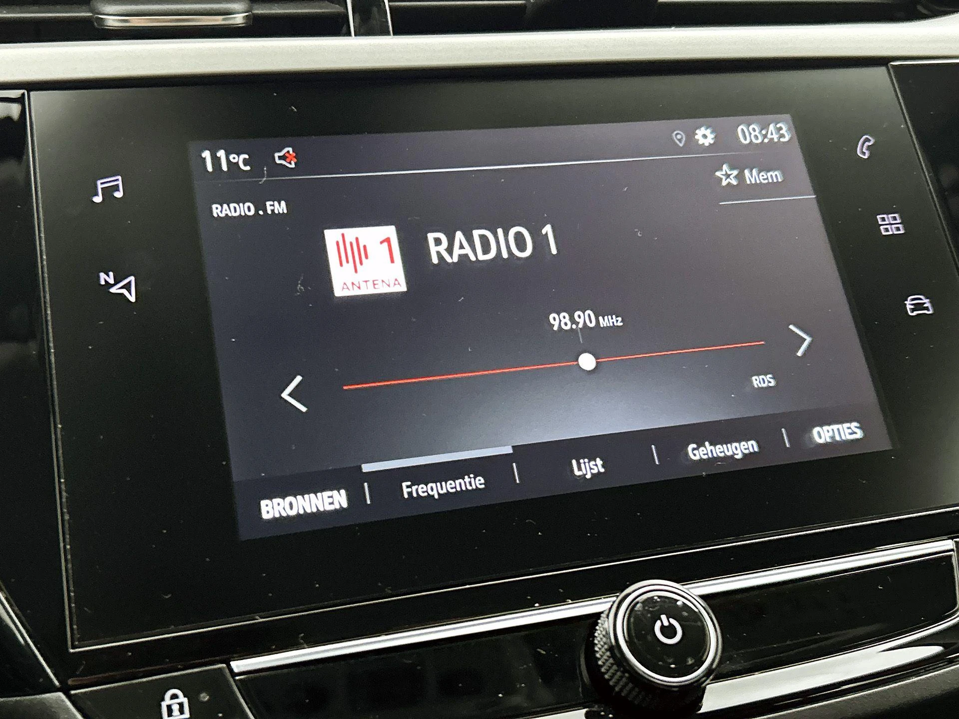 Opel-Corsa-image-6