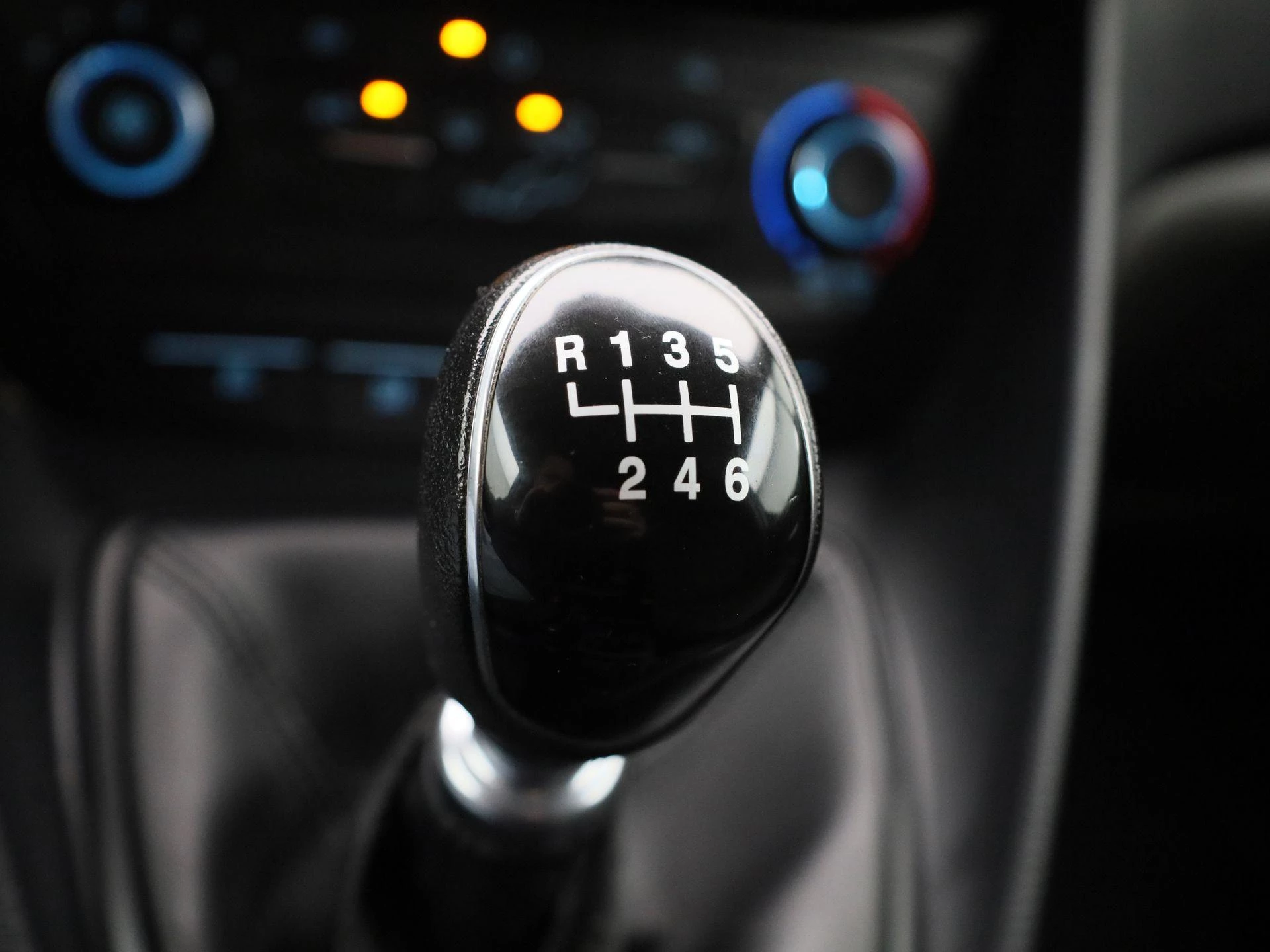 Ford-Transit Connect-image-27