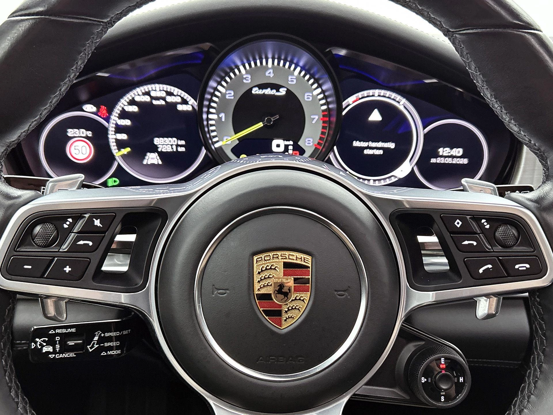 Porsche-Panamera-image-32