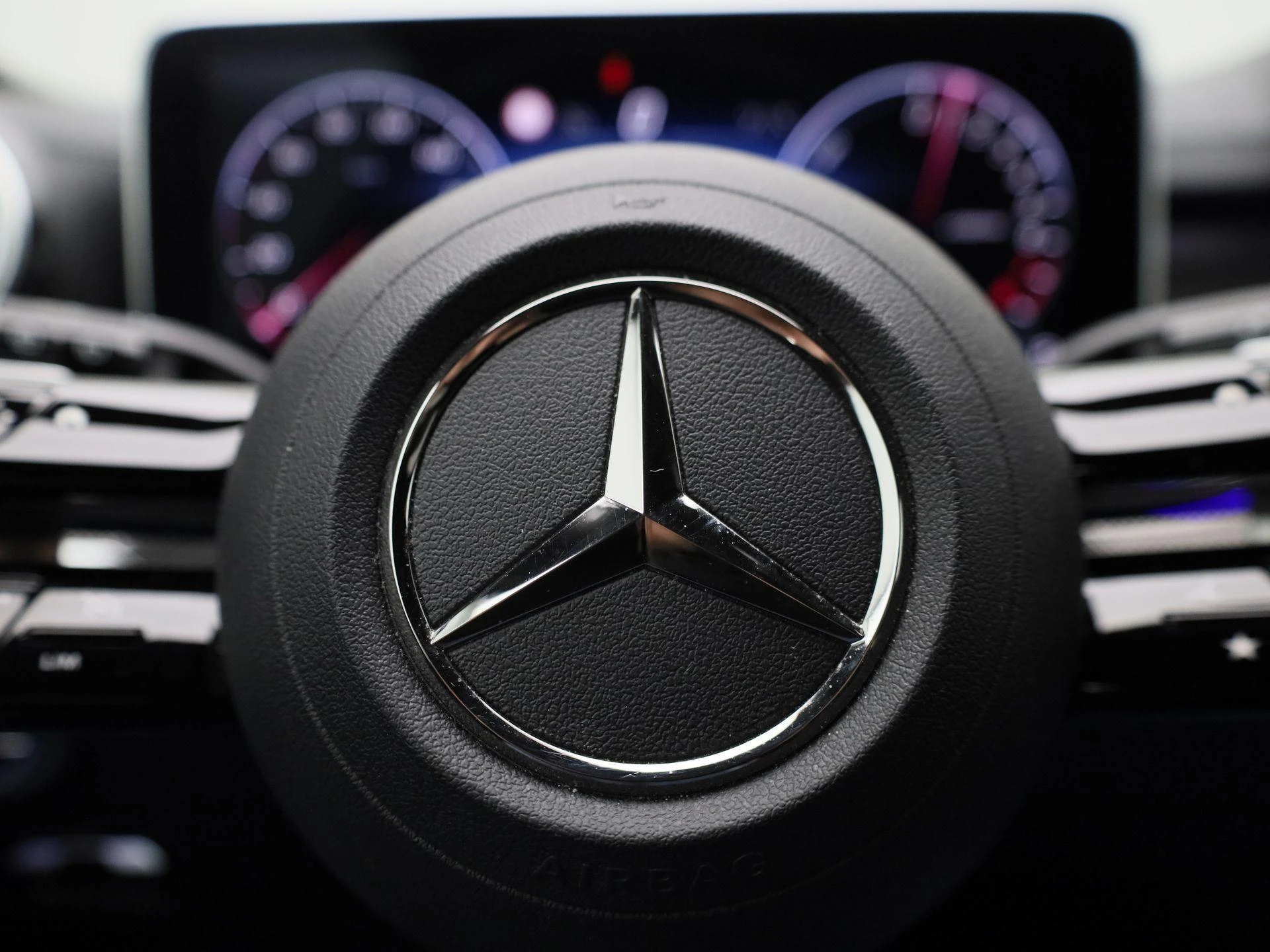 Mercedes-Benz-Classe C-image-28