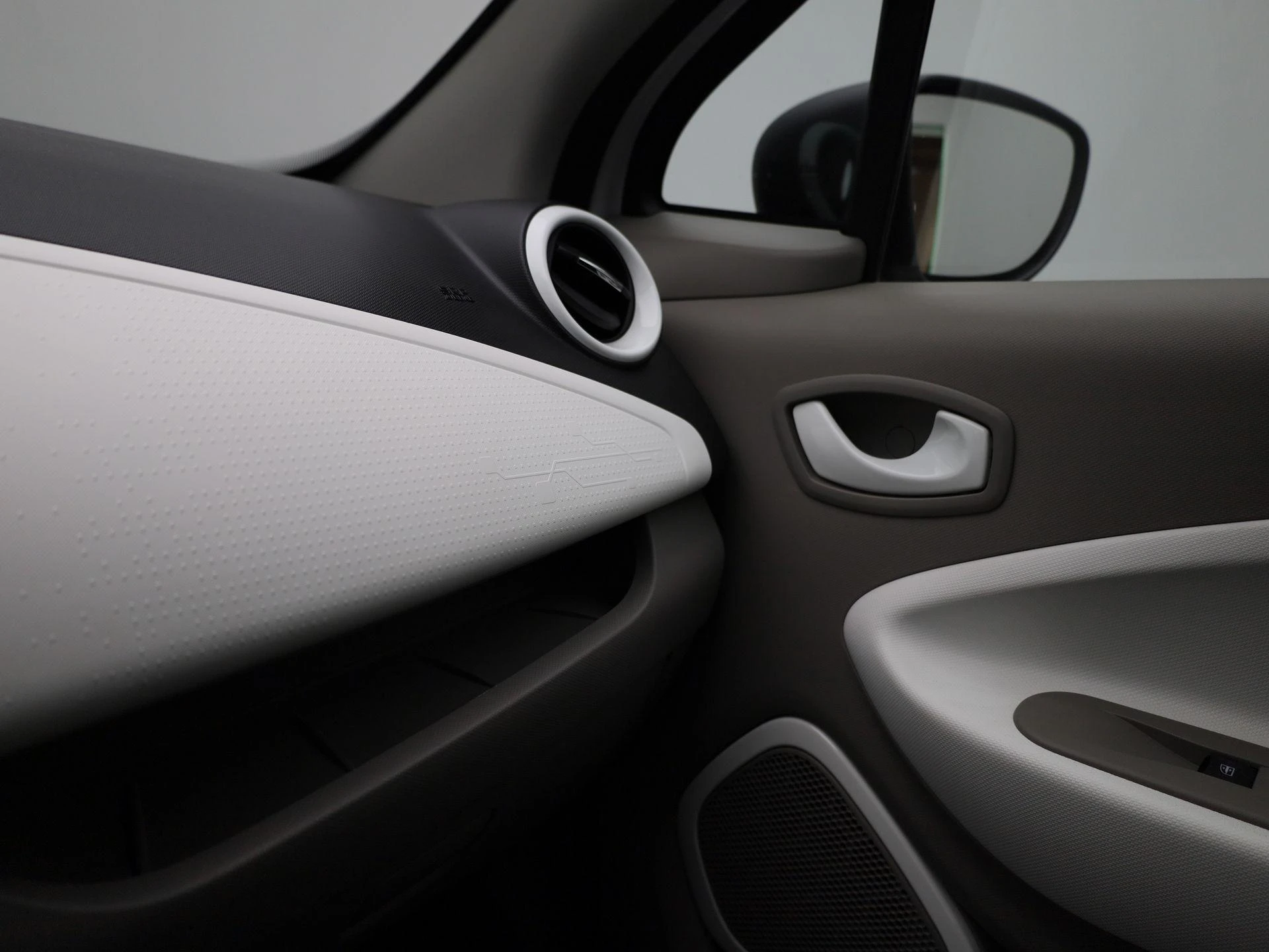 Renault-ZOE-image-26