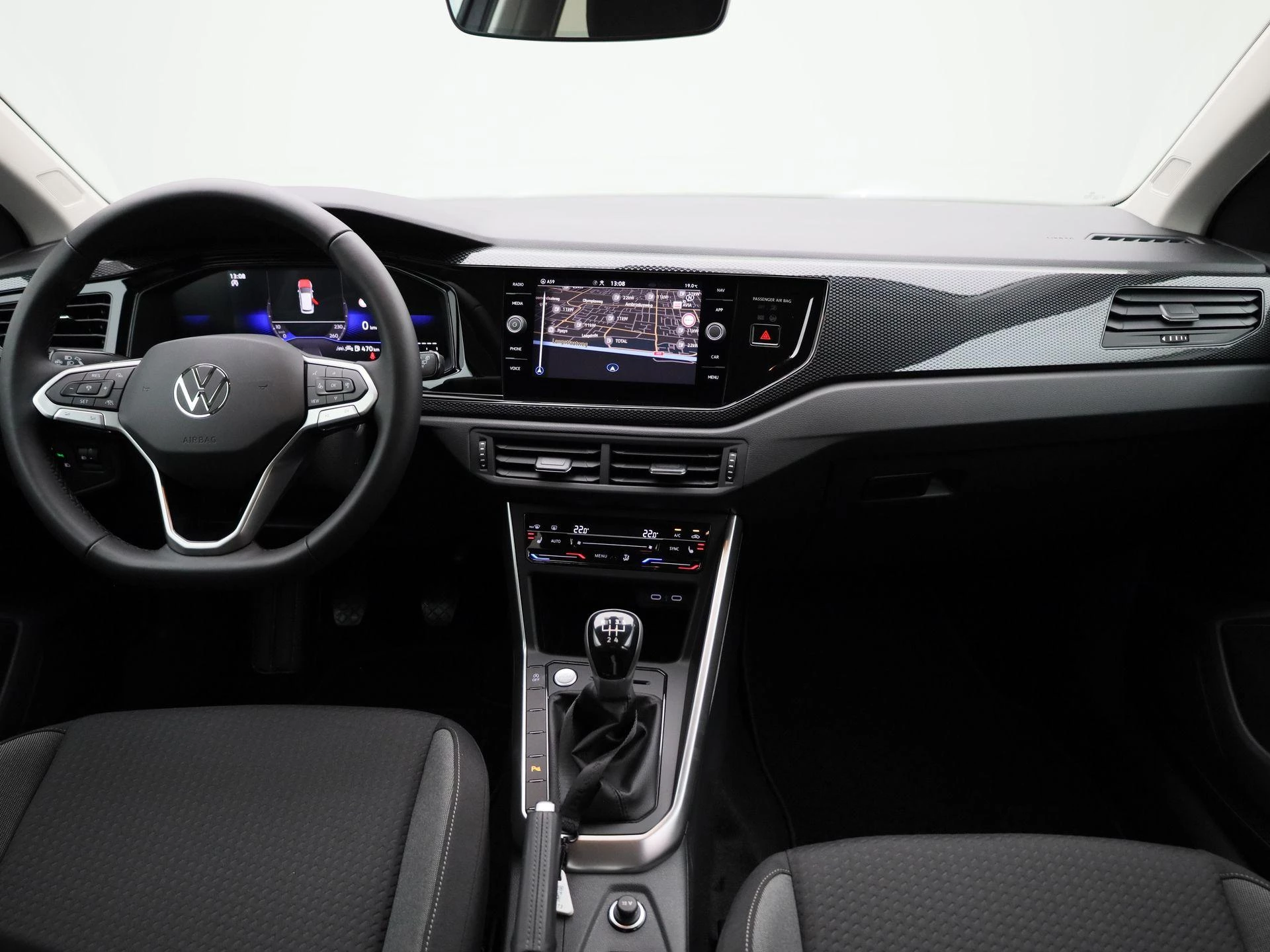 Volkswagen-Polo-image-33