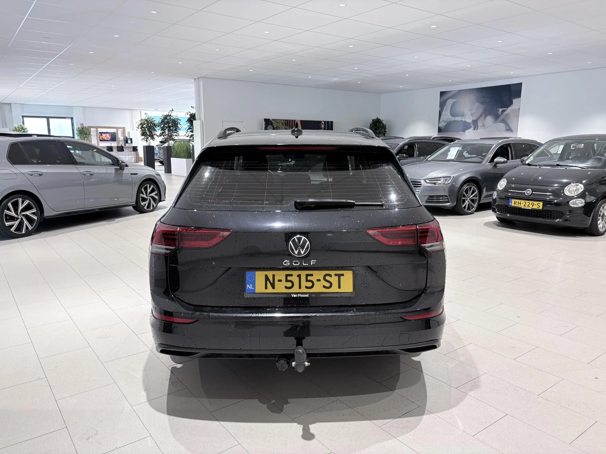 Volkswagen-Golf-image-3