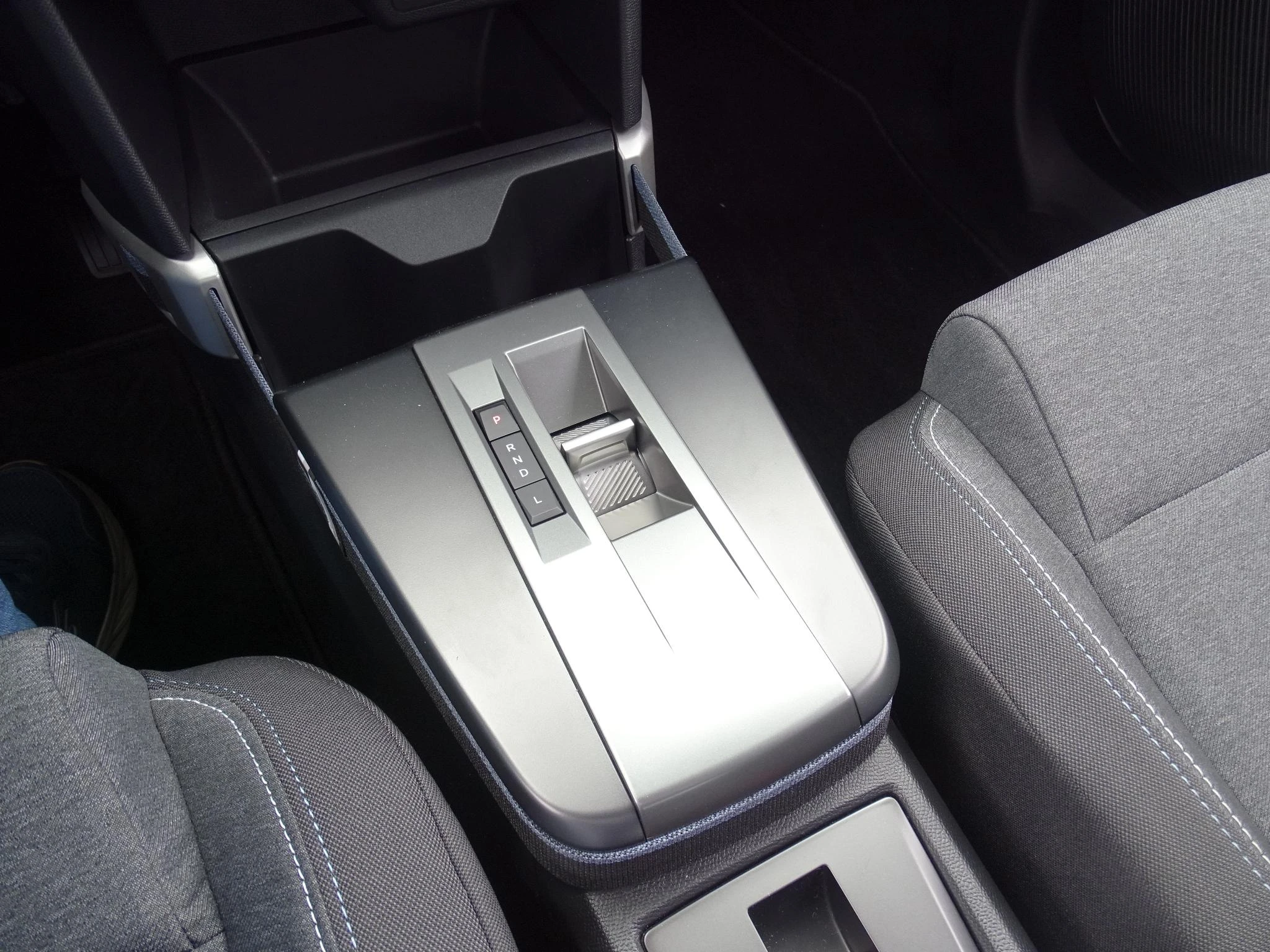 Opel-Frontera-image-19
