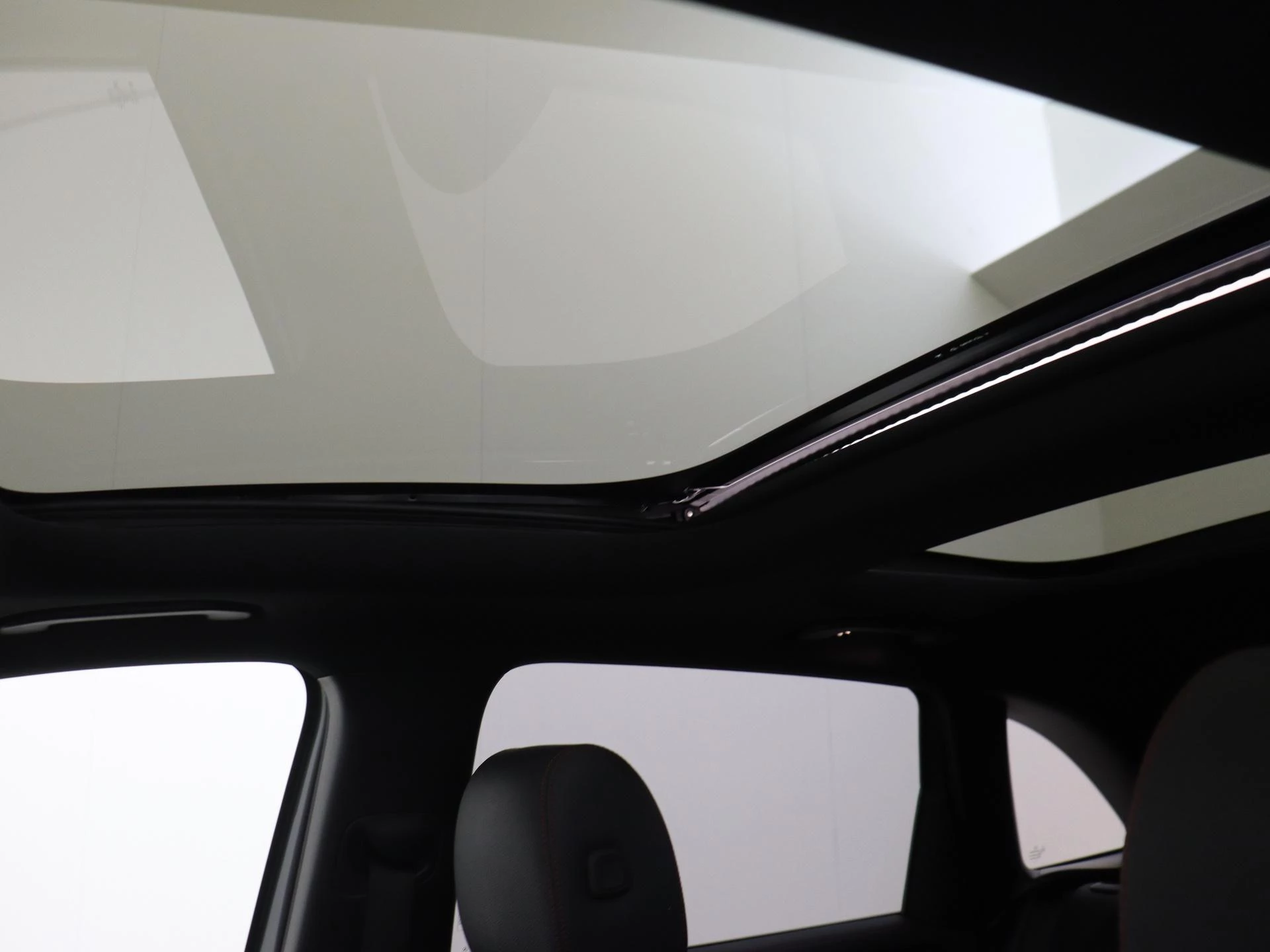 Mercedes-Benz B-Klasse 250 e Star Edition AMG Line