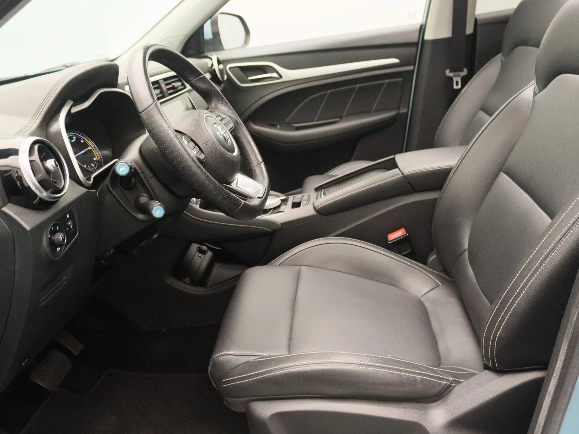 MG-ZS EV-image-12