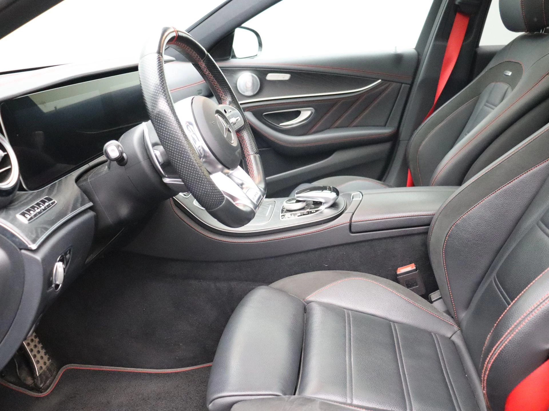 Mercedes-Benz Classe E AMG 53 4MATIC+ Estate + LICHTE VRACHT + BURMESTER + PANO + CARPLAY +