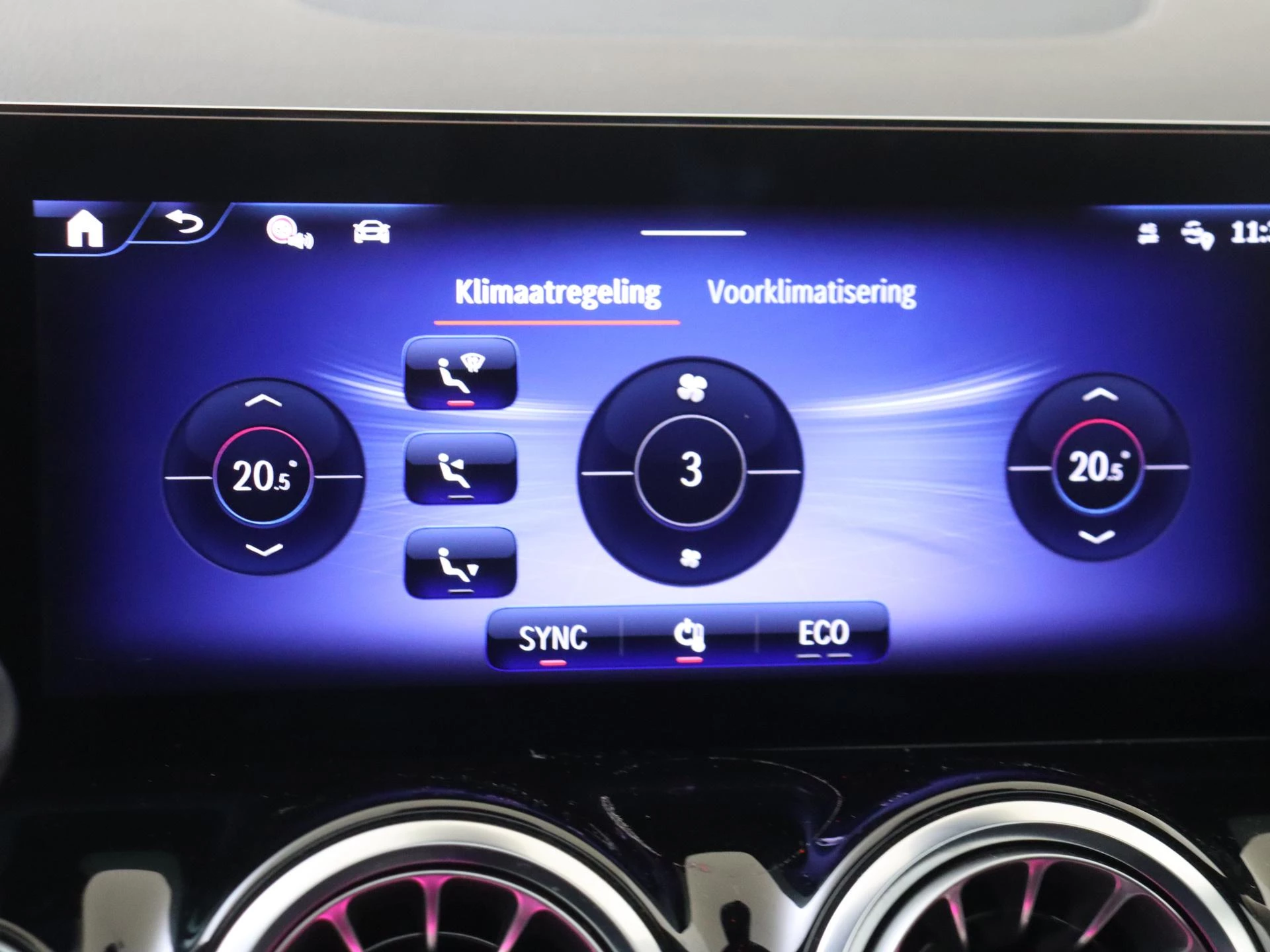 Mercedes-Benz-EQA-image-17