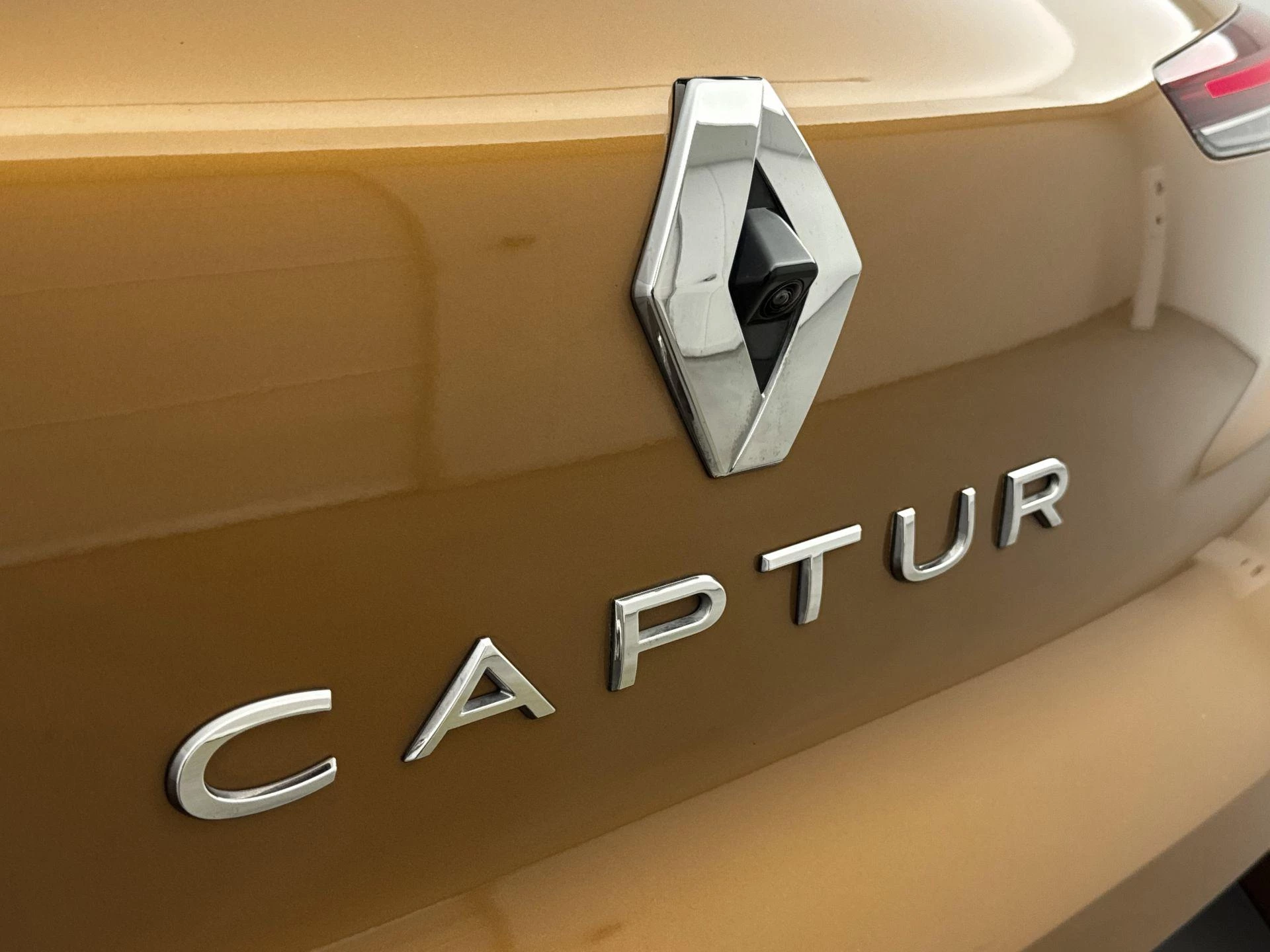 Renault-Captur-image-15