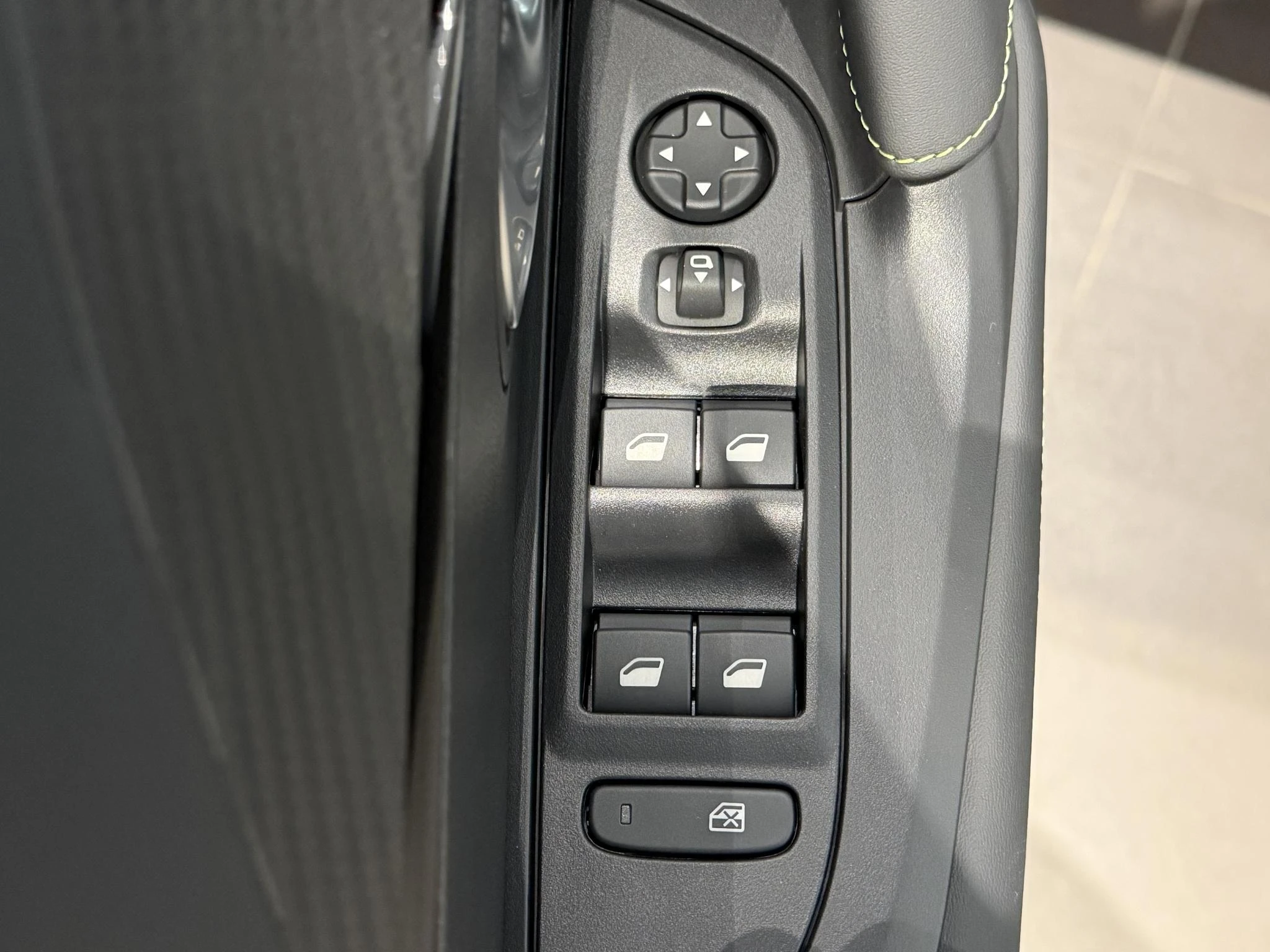 Peugeot-2008-image-15