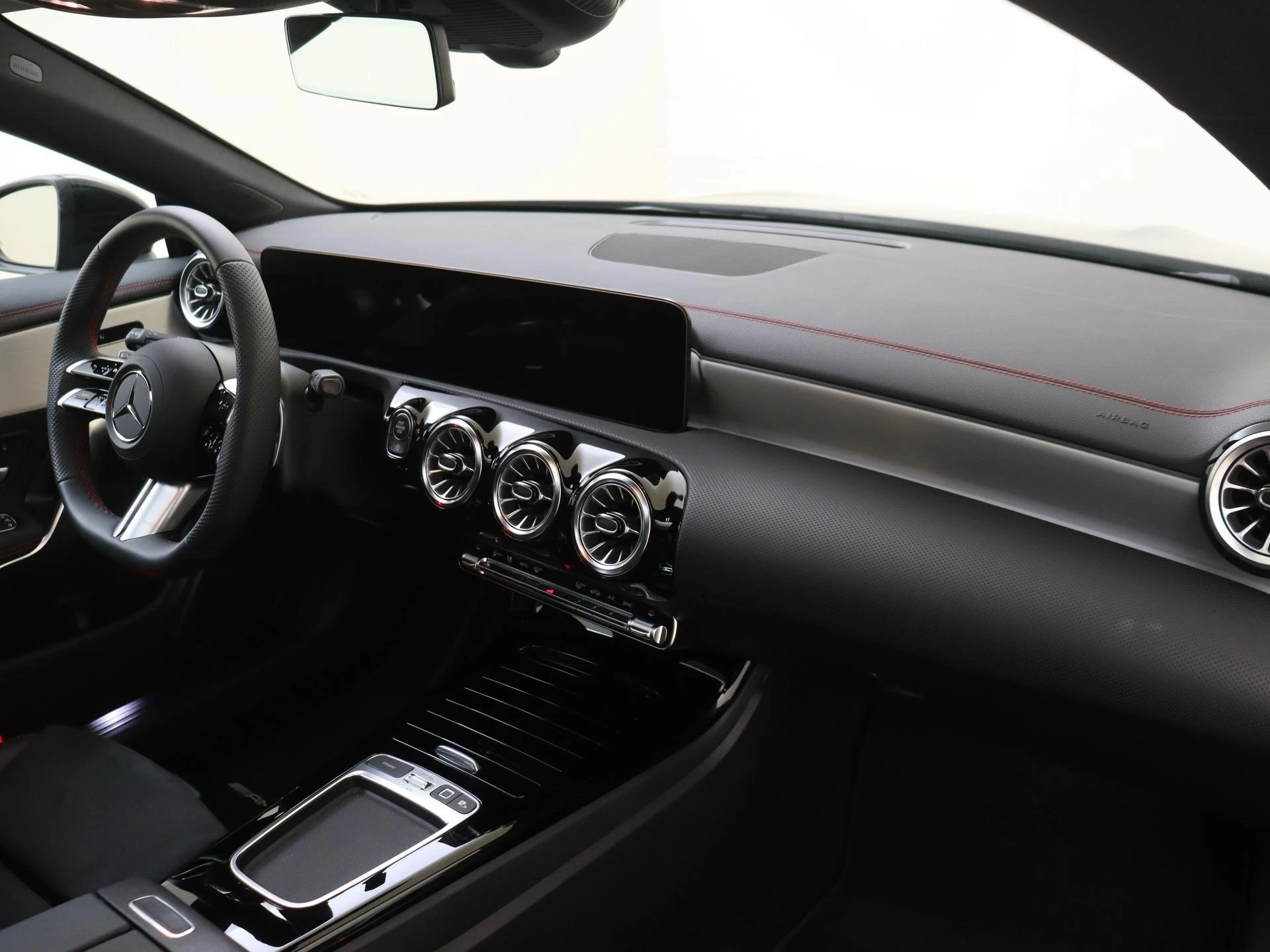 Mercedes-Benz CLA Shooting Brake 180 Star Edition AMG Line