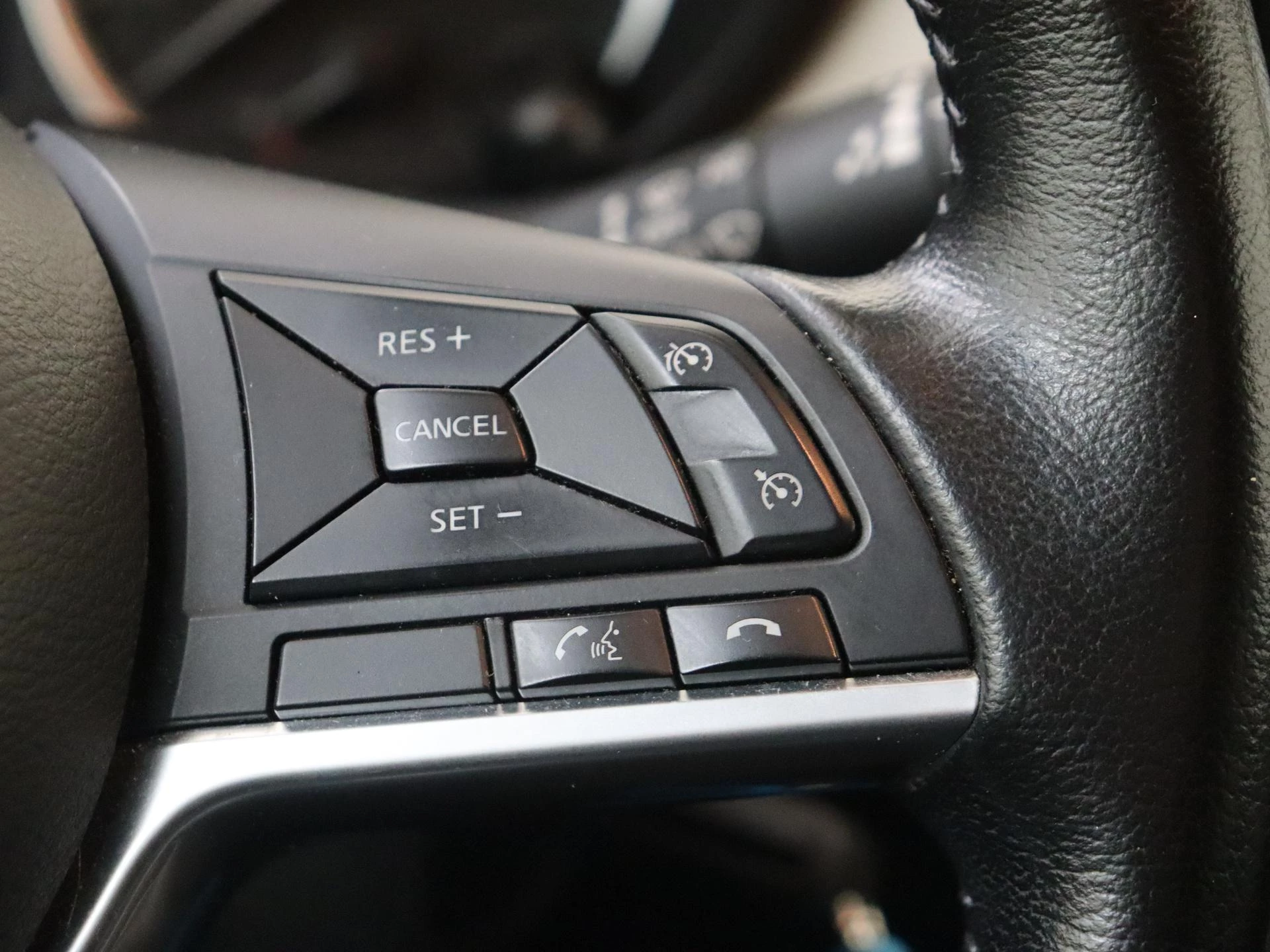 Nissan-Micra-image-13