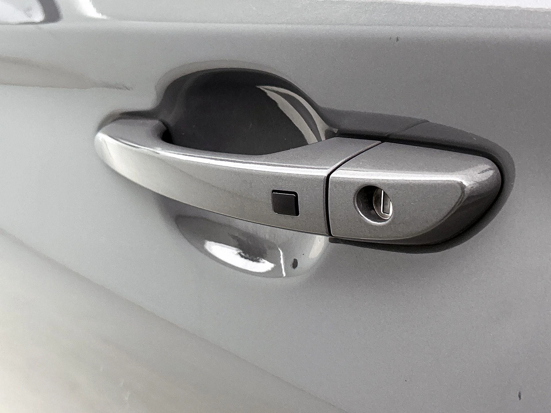 Hyundai-Kona-image-23