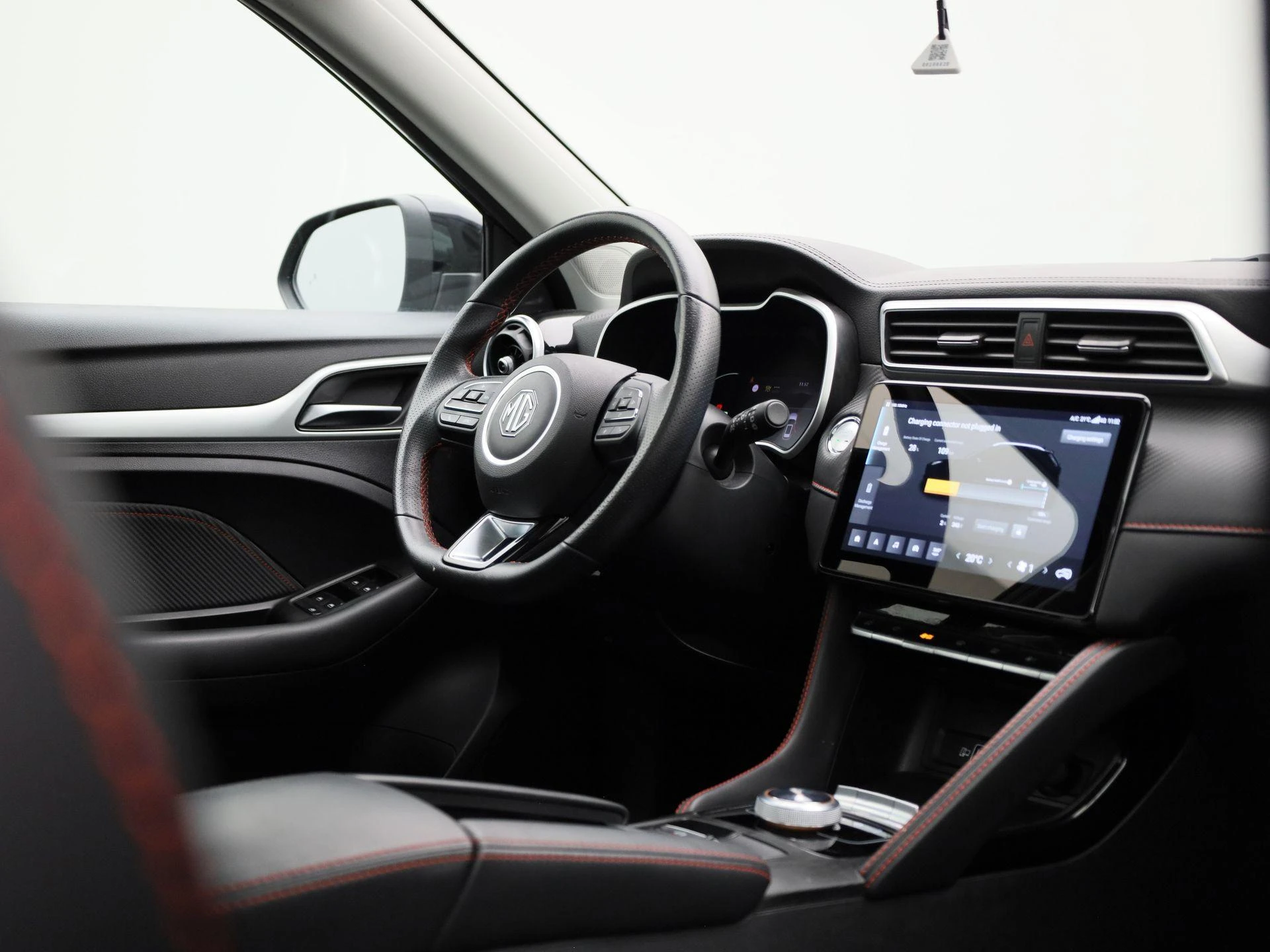 MG ZS EV Long Range Luxury 70 kWh