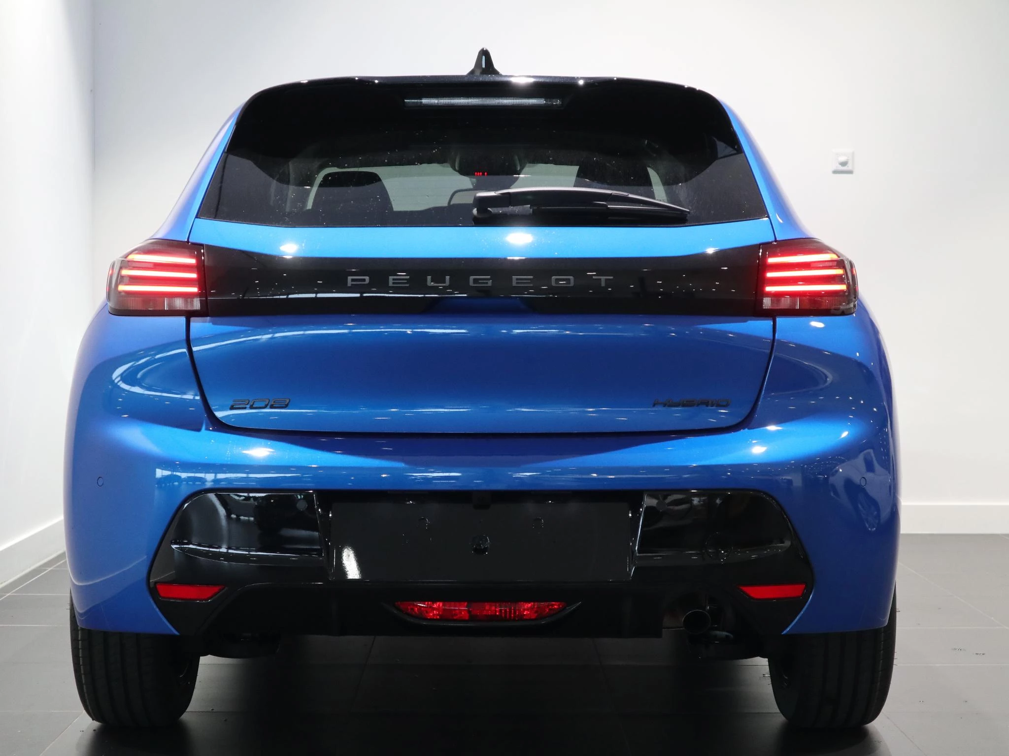 Peugeot-e-208-image-8