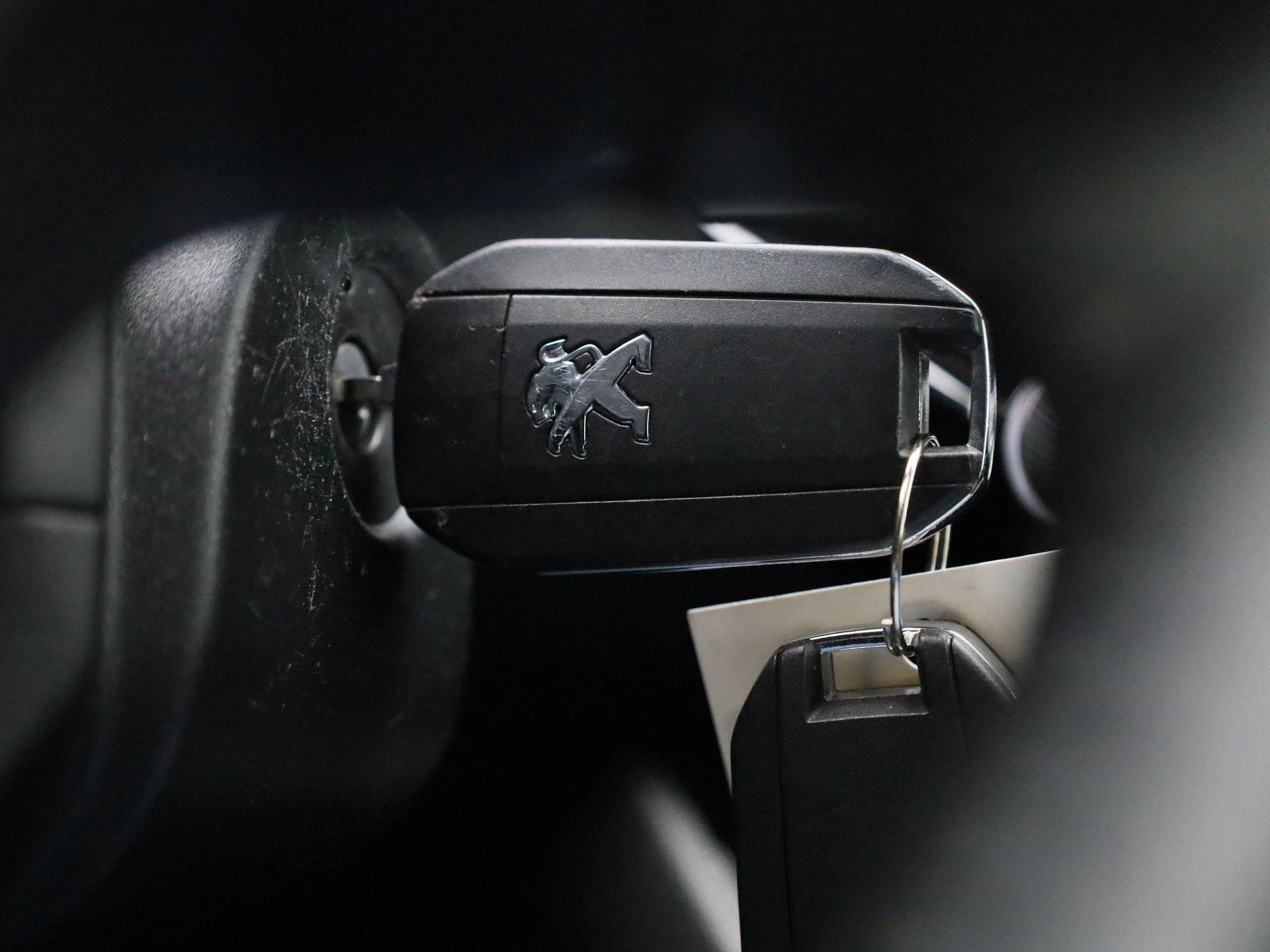 Peugeot-208-image-18