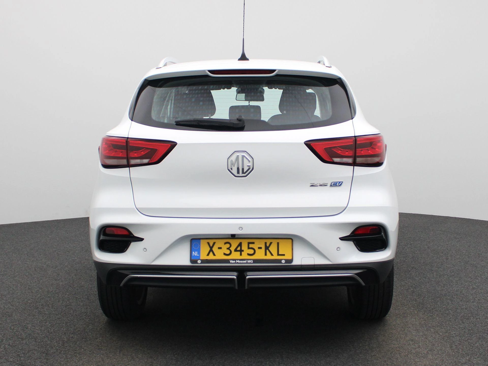 MG-ZS EV-image-4