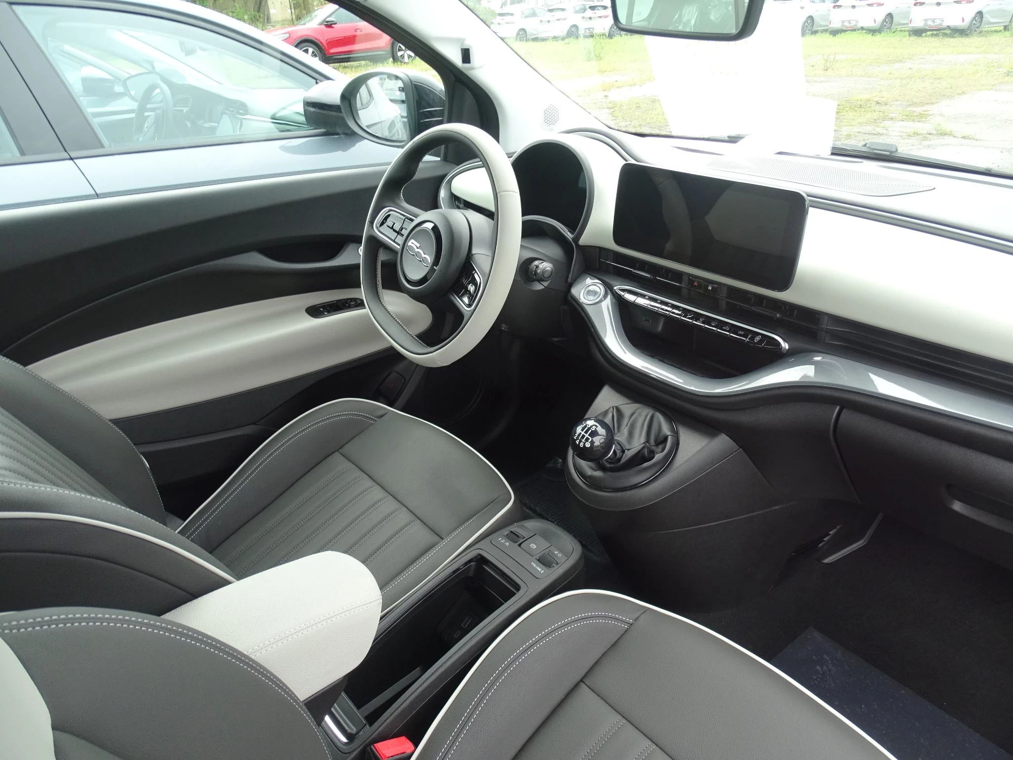 Fiat-500C-image-11