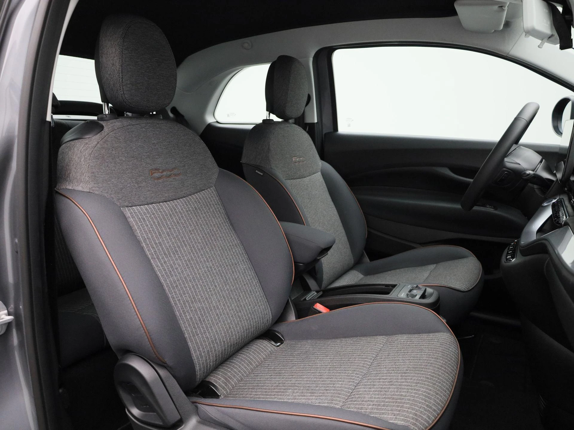 Fiat-500e-image-31