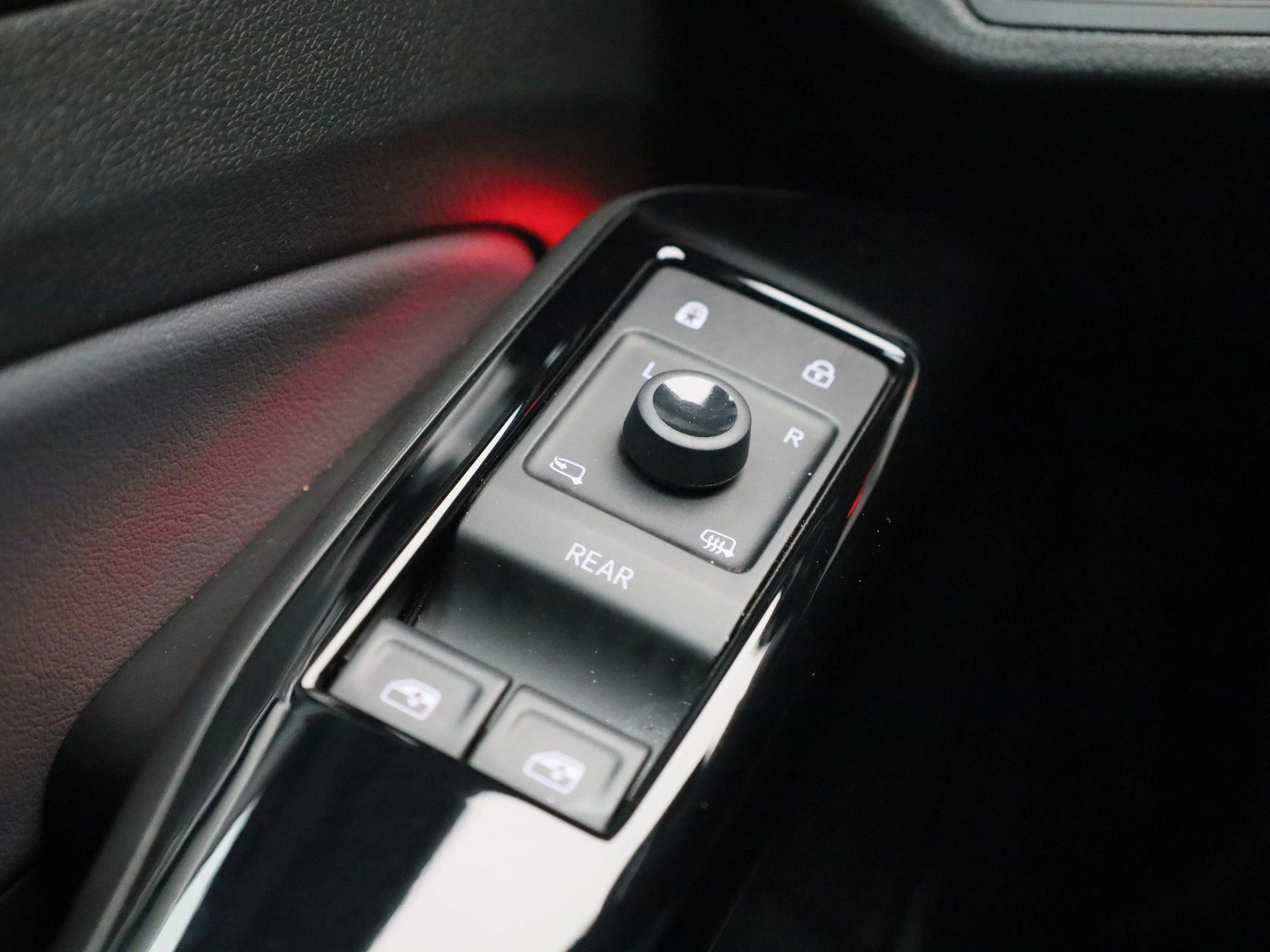 Volkswagen-ID.4-image-29