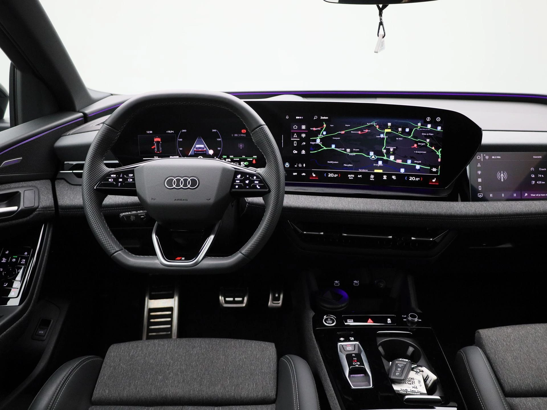 Audi-Q6 e-tron-image-6