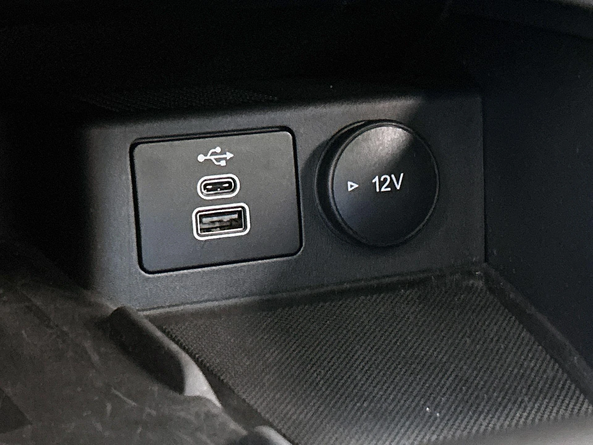 Ford-Kuga-image-41