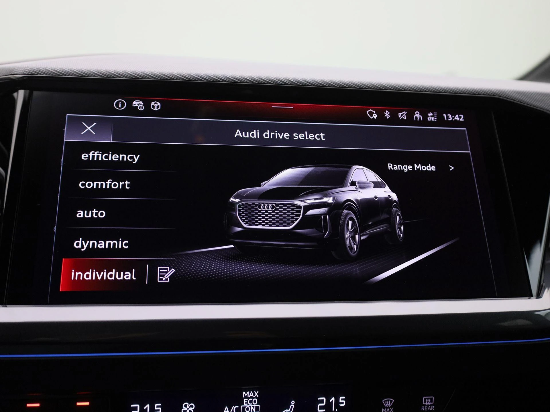 Audi-Q4 Sportback e-tron-image-30