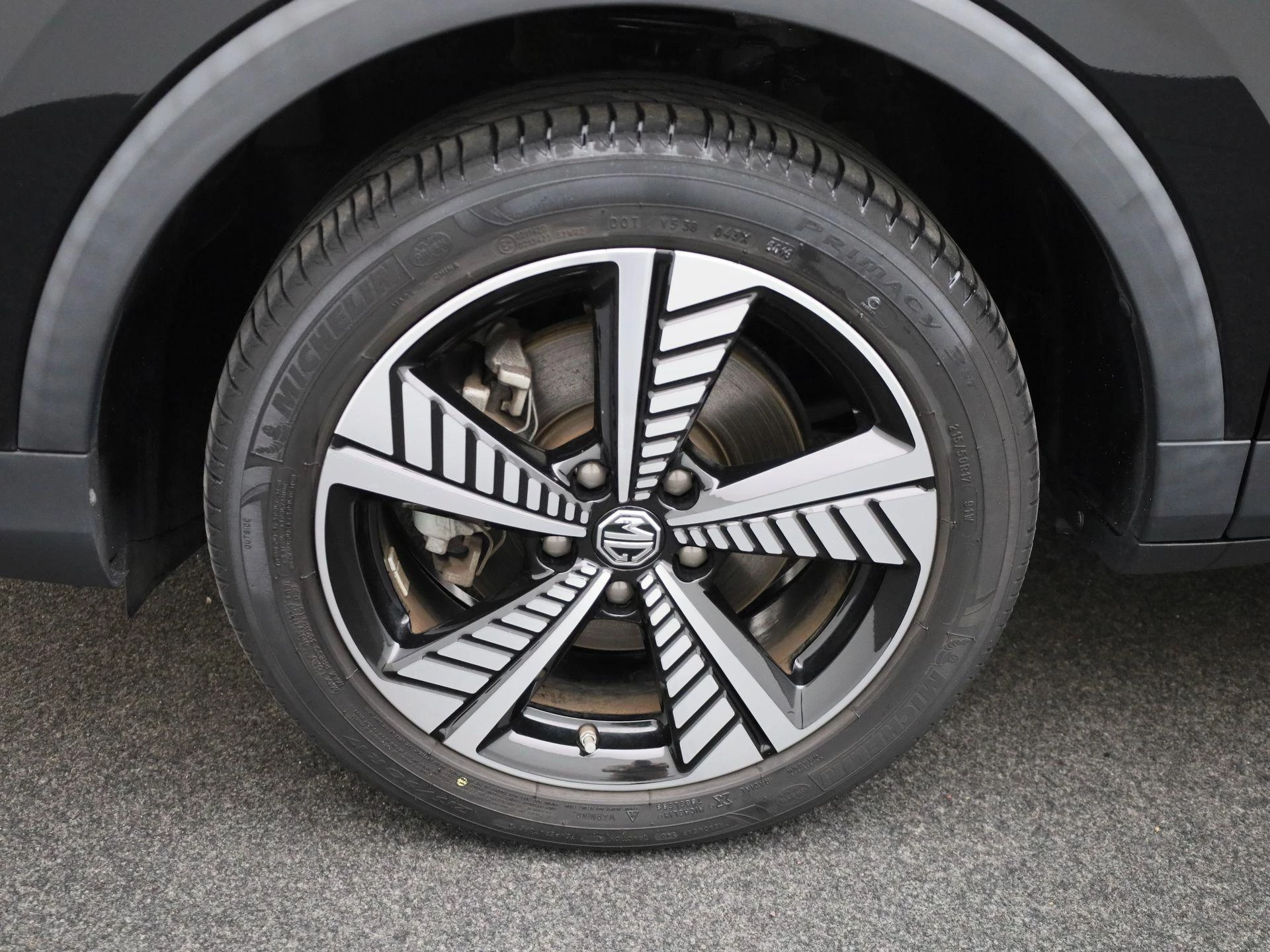 MG-ZS EV-image-13