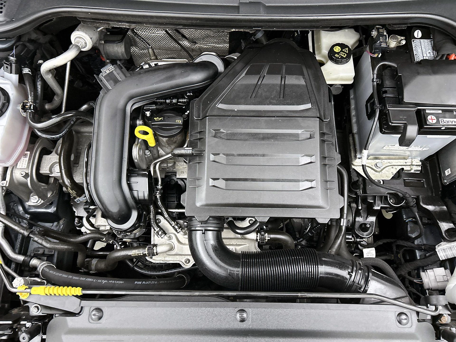 SEAT-Arona-image-26