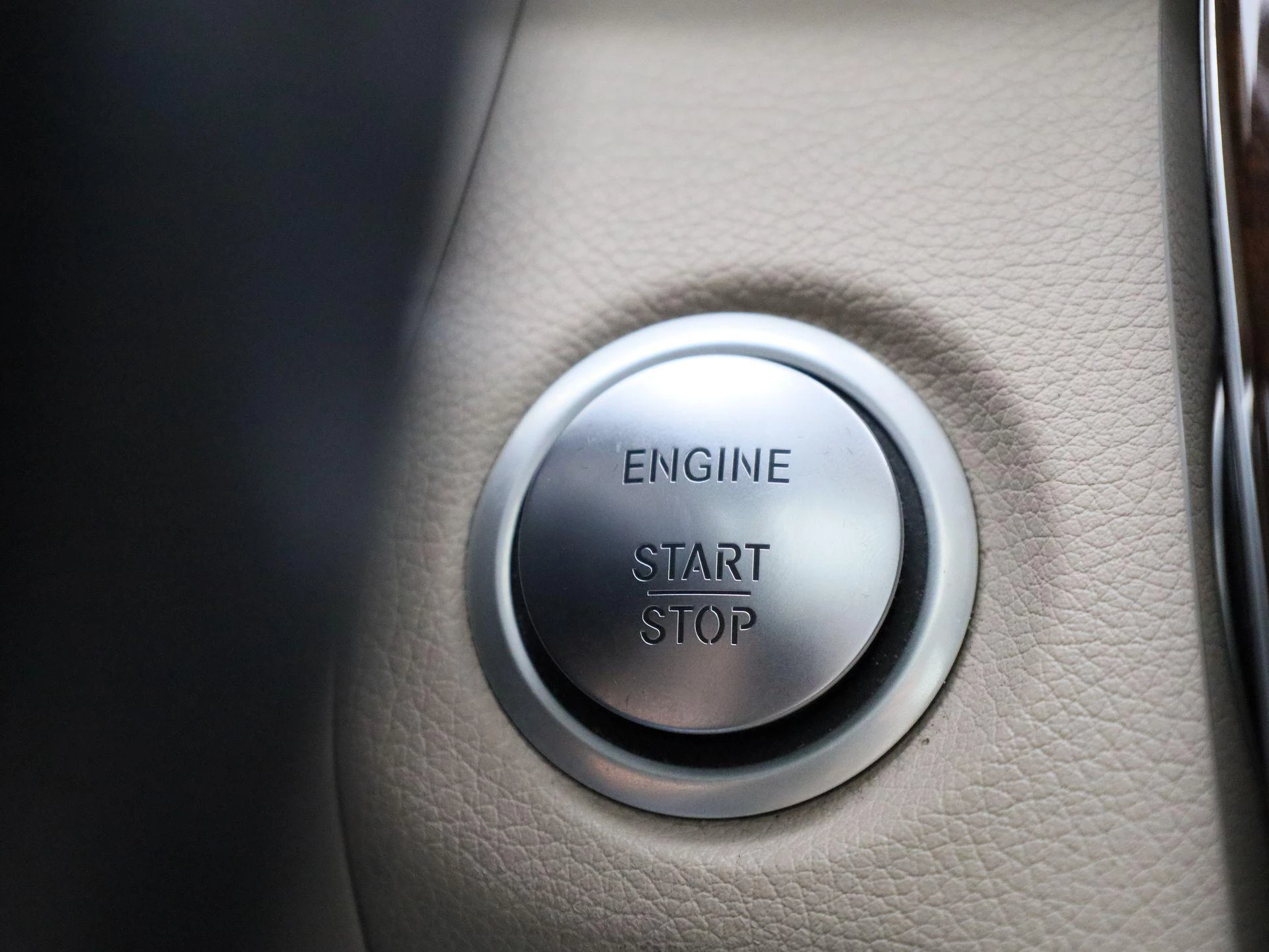 Mercedes-Benz-GLC-image-22