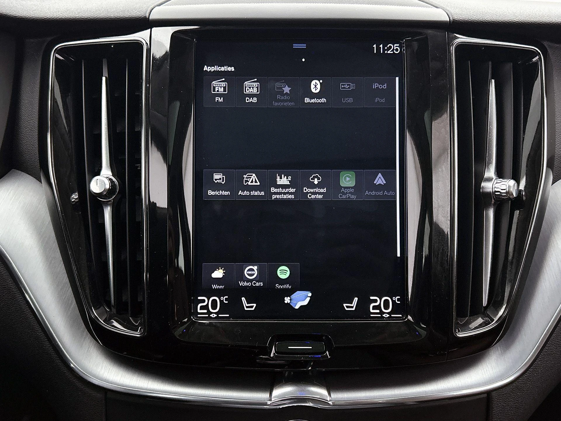 Volvo-XC60-image-29