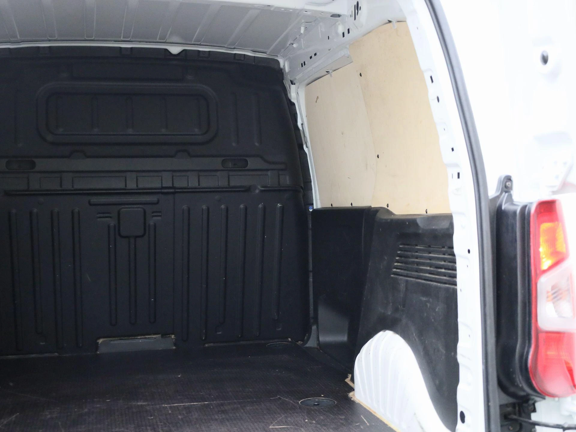 Peugeot Partner 1.5 BHDi L1 Light 55kW Pro