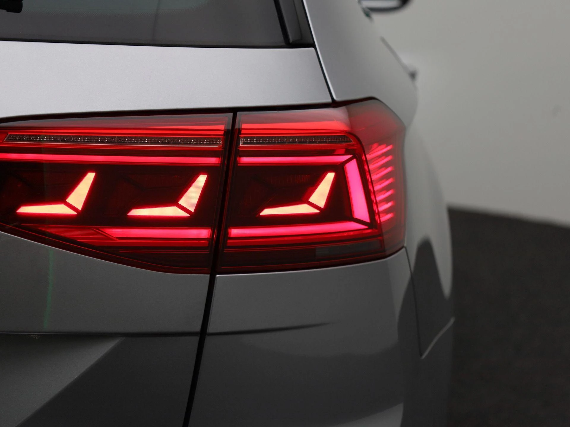 Volkswagen-Passat-image-45
