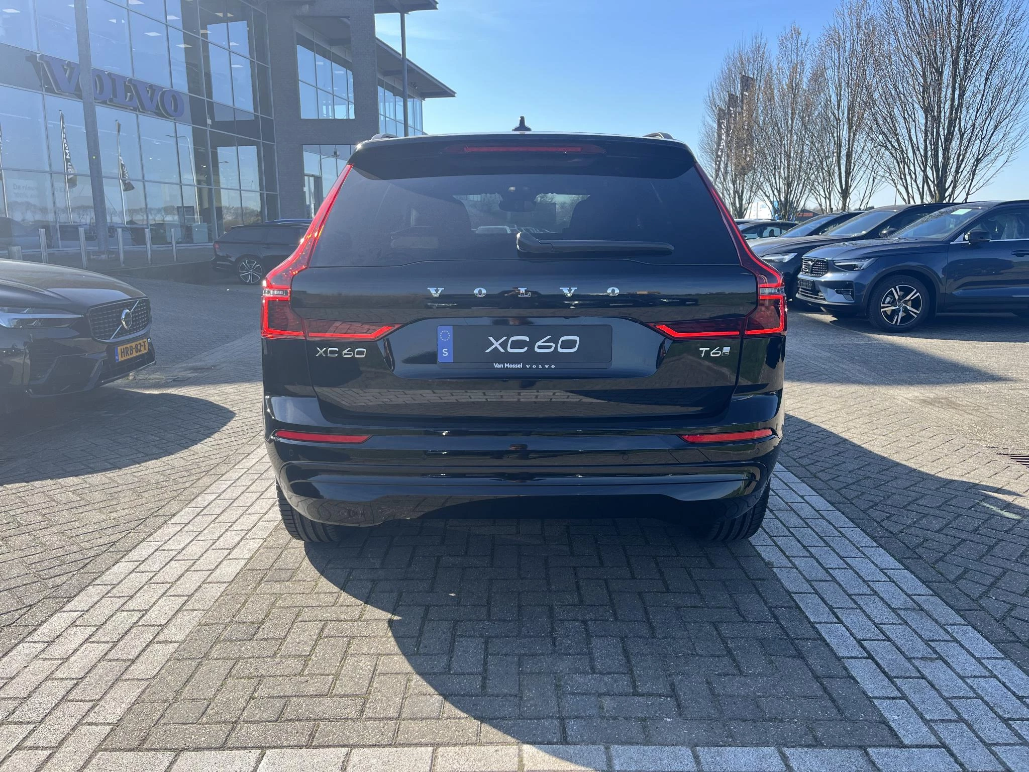 Volvo-XC60-image-15