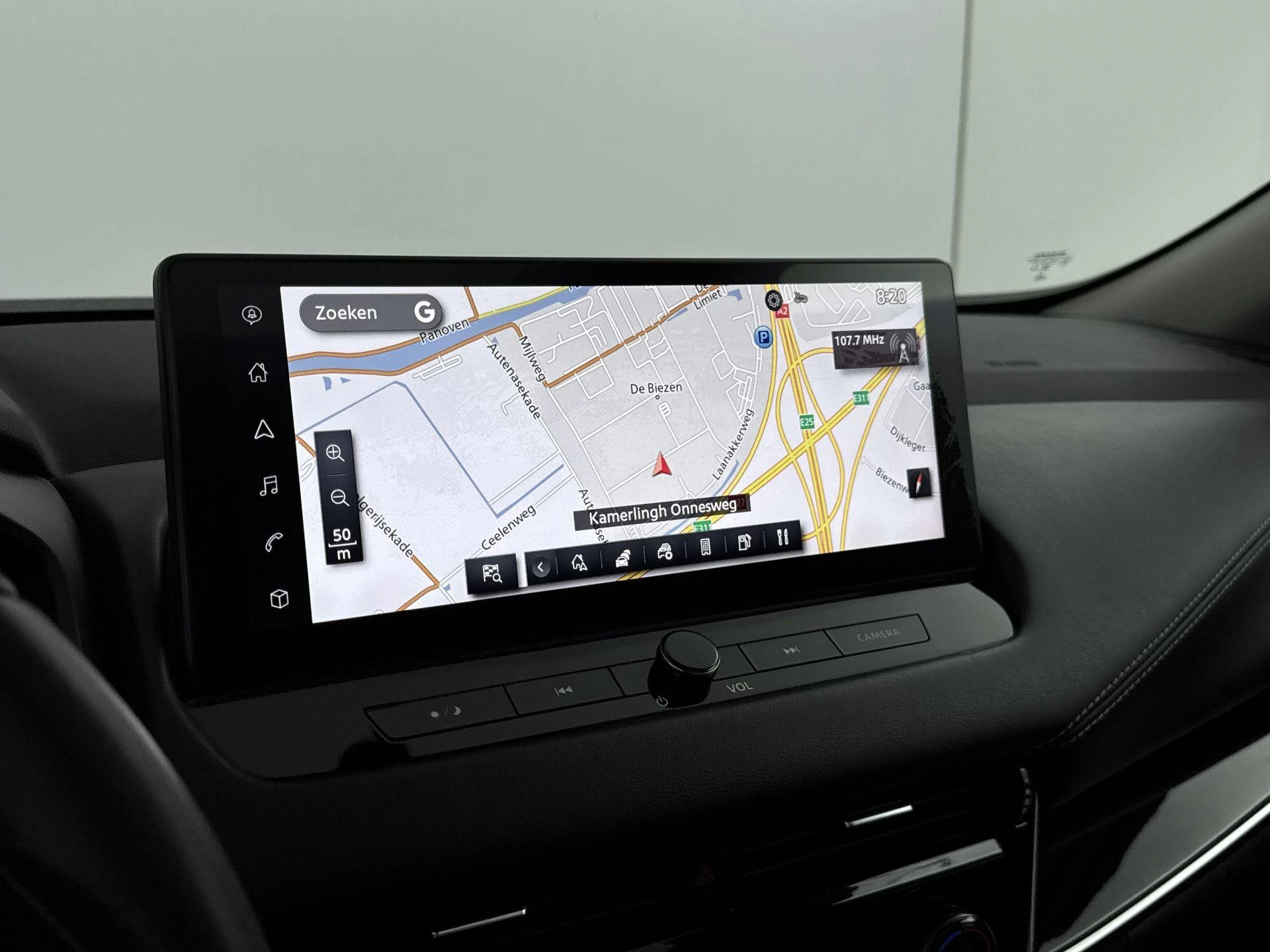 Nissan-QASHQAI-image-14