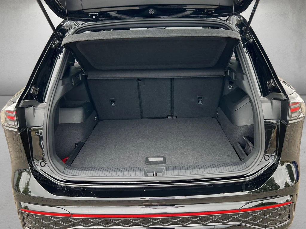 Volkswagen-Tiguan-image-4