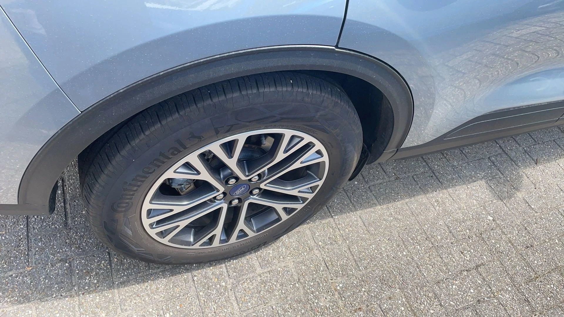 Ford-Kuga-image-4