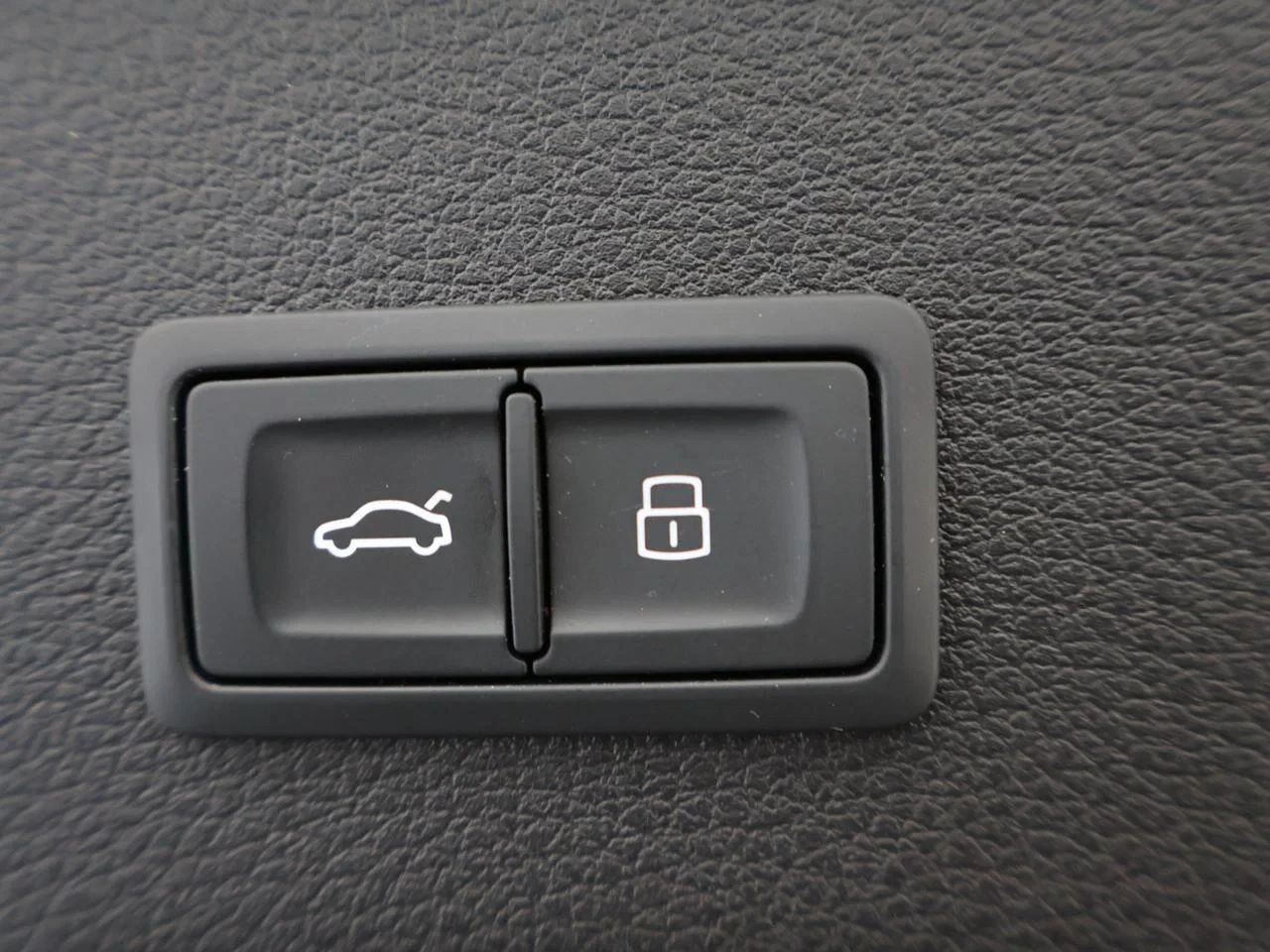 Audi-e-tron-image-8